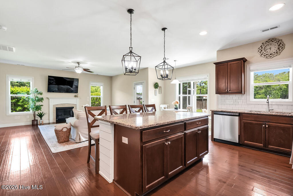 80 Peoples Court, Hampstead, NC 28443 – photo 16: Open Living Space