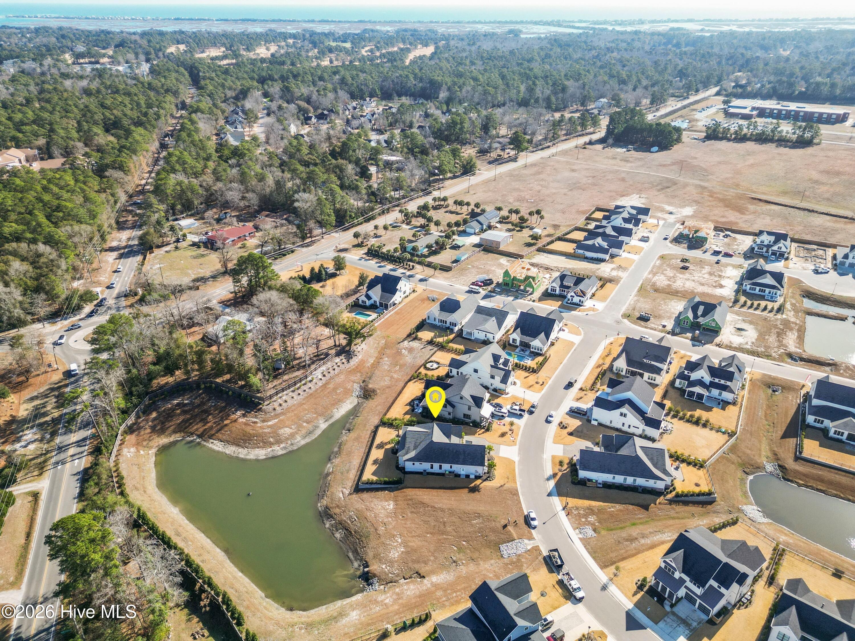 100546830 | Photo 78