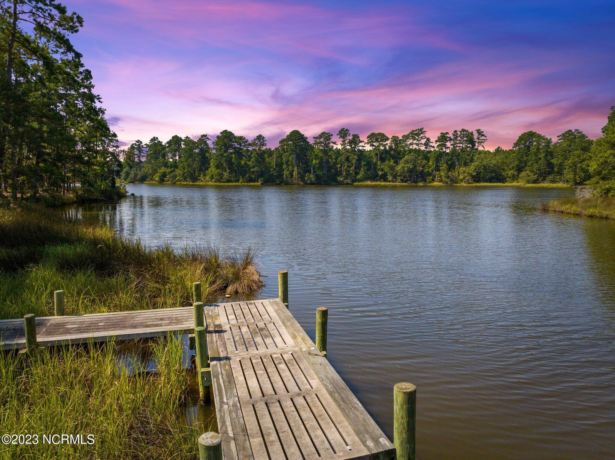 Homes for sale in Oriental, NC | 130 Queen Annes Ct, Oriental, NC 28571 | MLS# 100352086