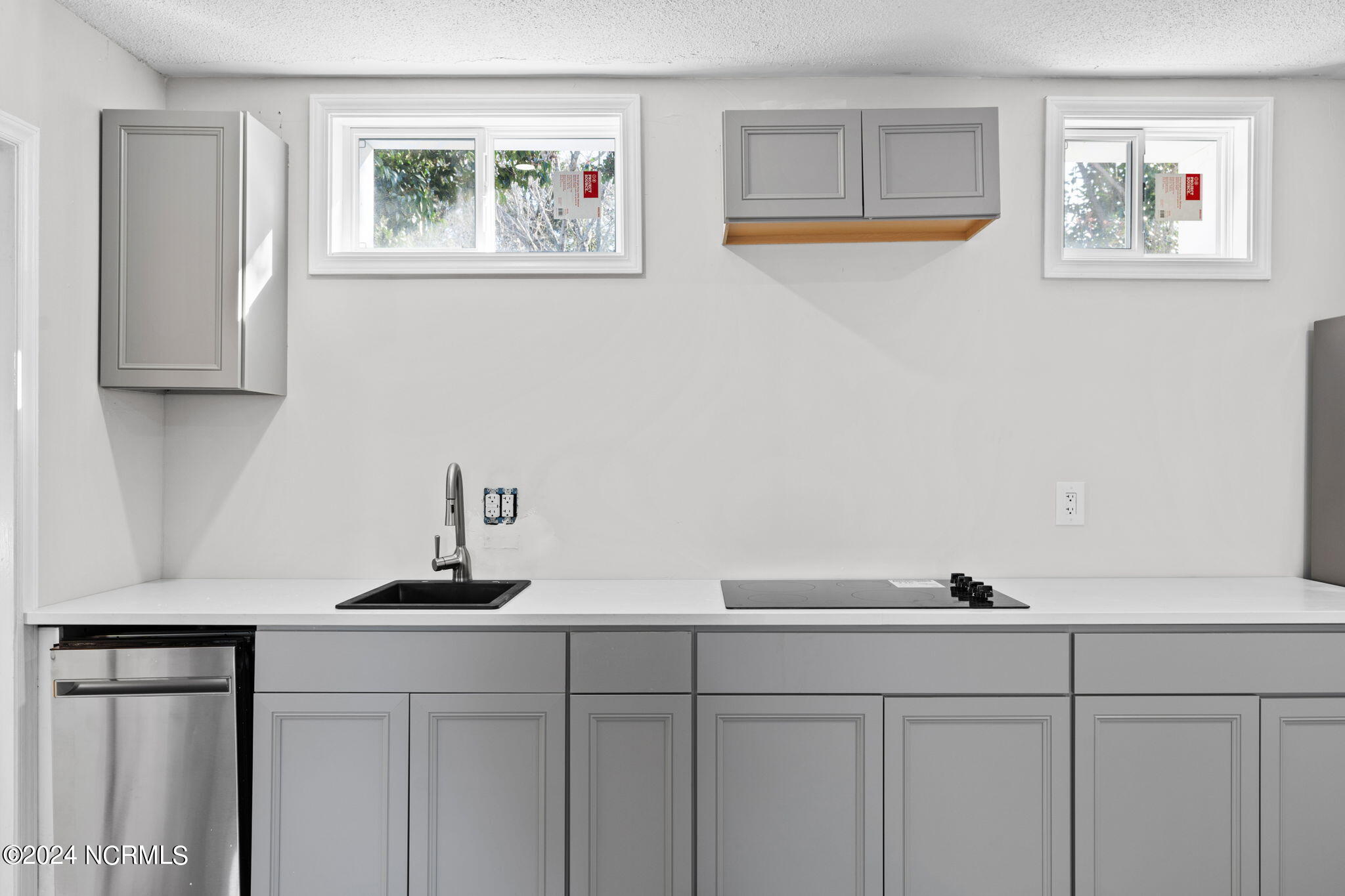 100566764 | Photo 31