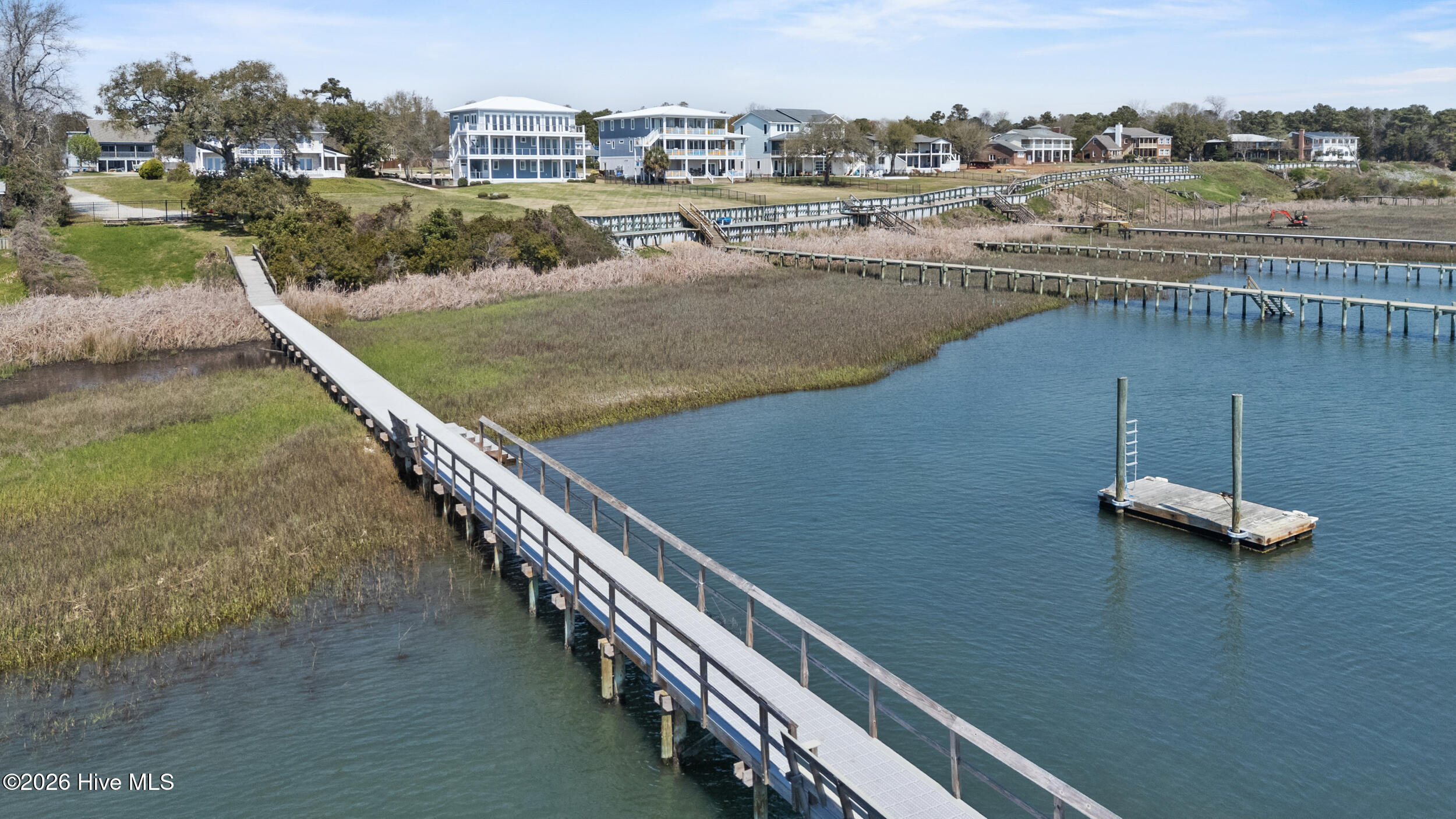 100562849 | Photo 57