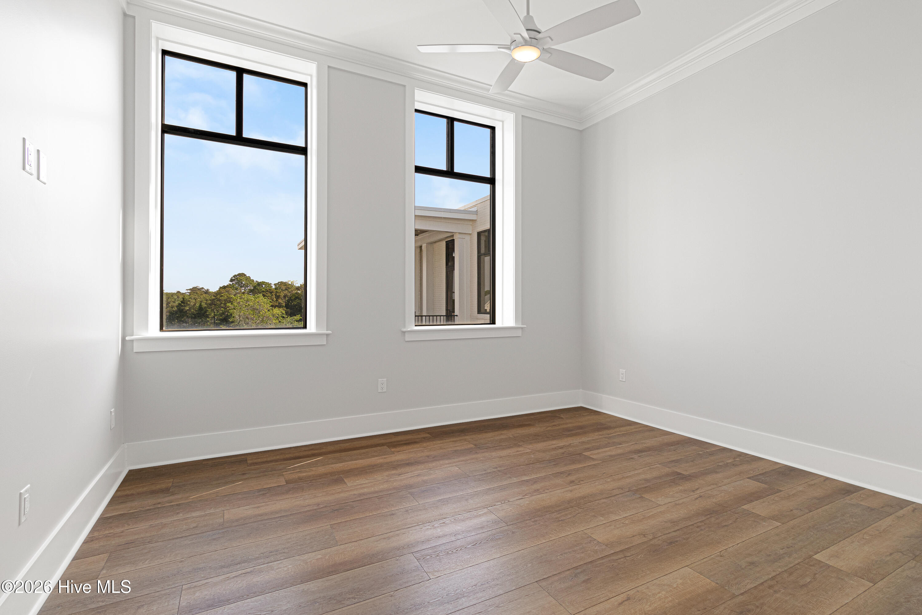 805 Mulberry 