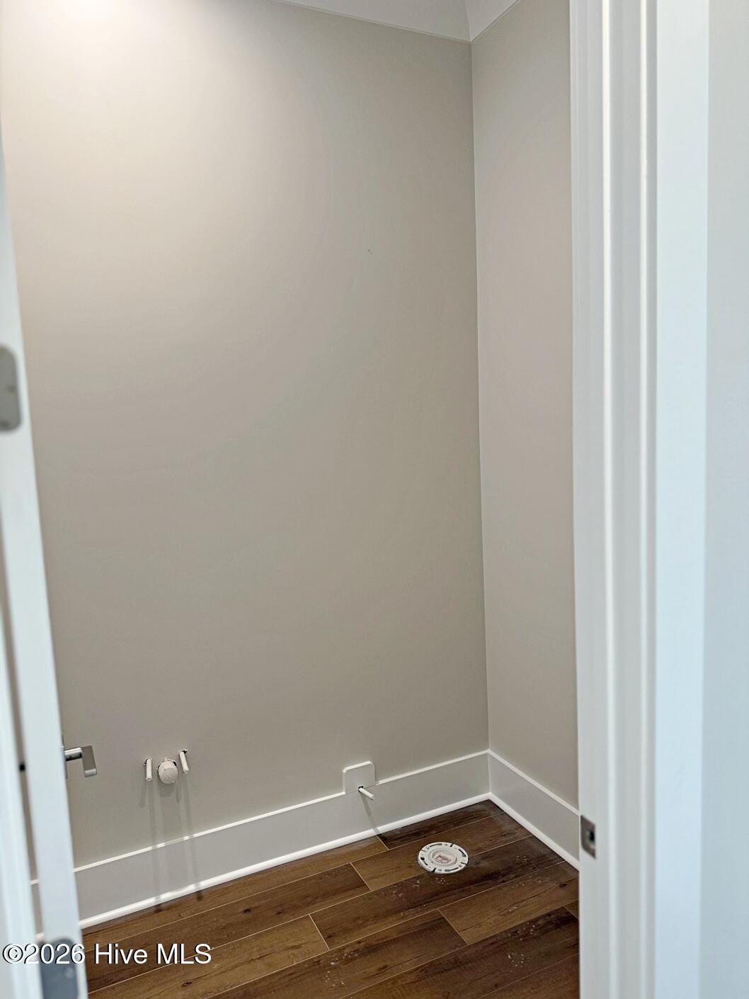 100559103 | Photo 25