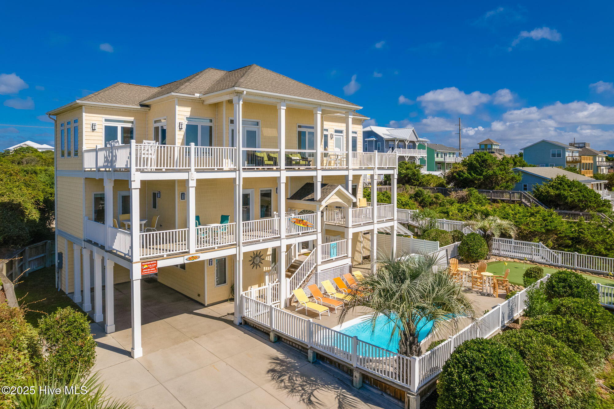 Homes for sale in Emerald Isle, NC | 1010 Ocean Dr, Emerald Isle, NC 28594 | MLS# 100536306