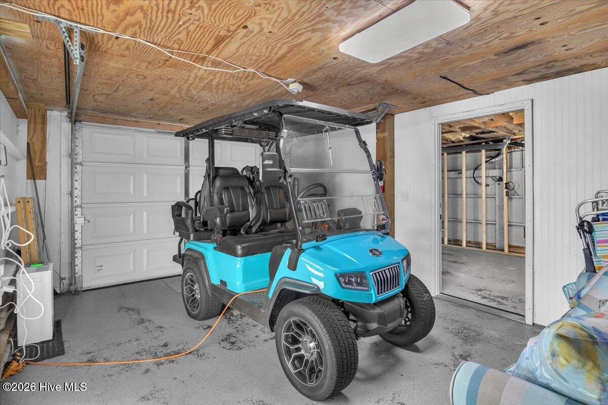 100559850 | Photo 56