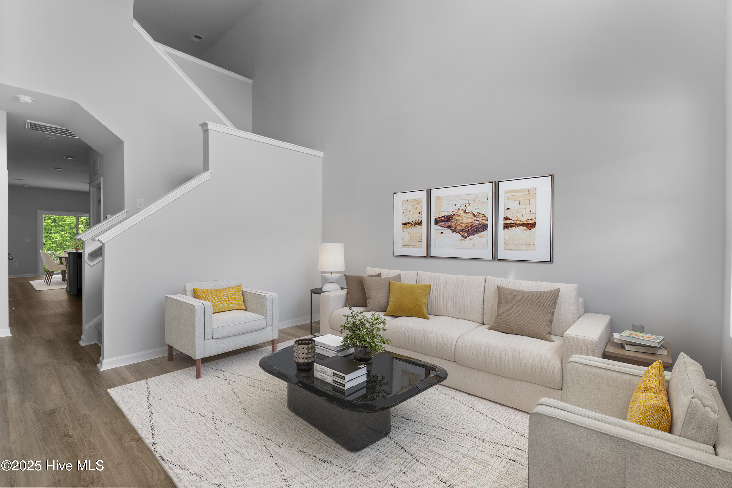 100511298 | Photo 11