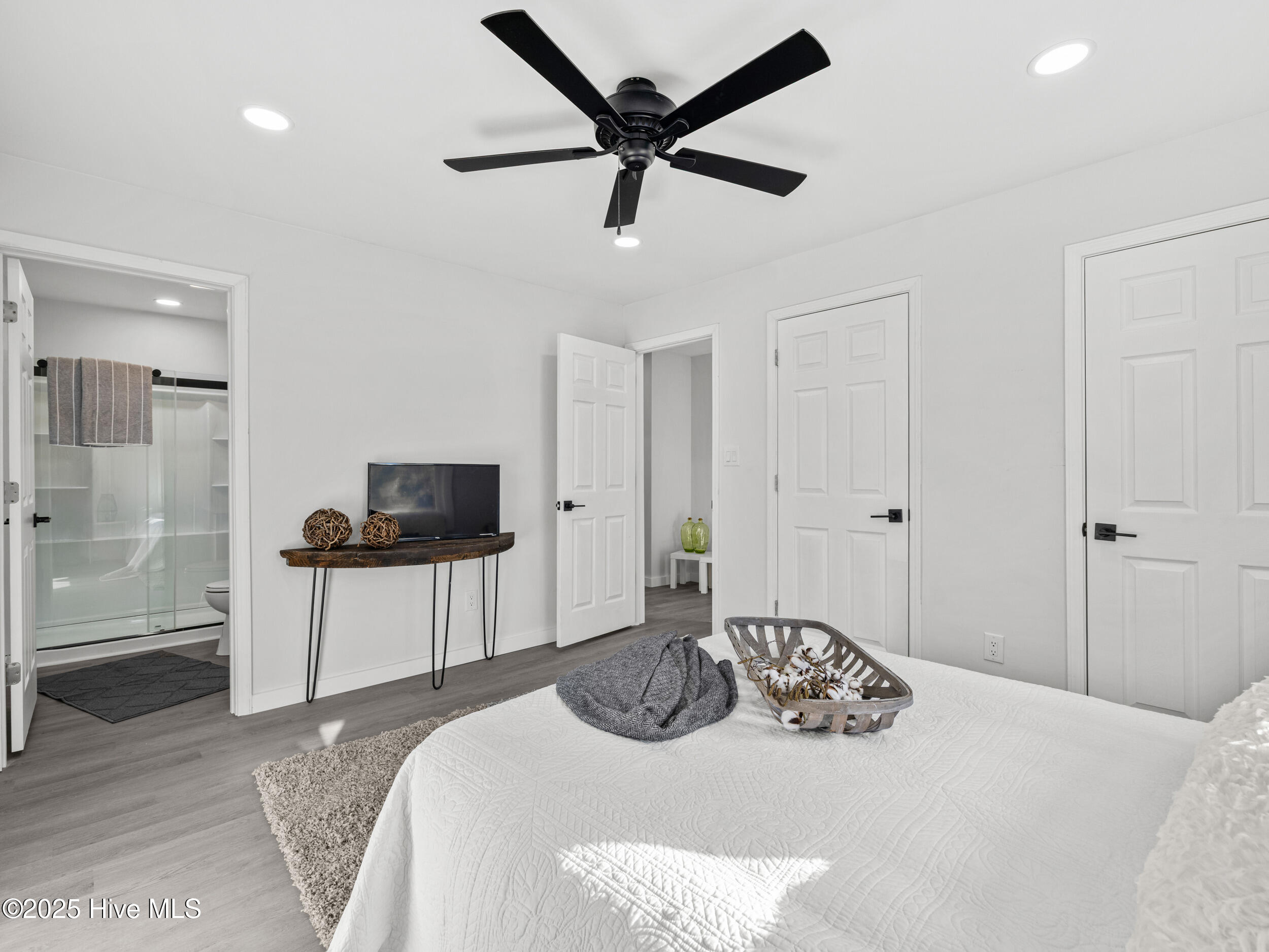 100545039 | Photo 28