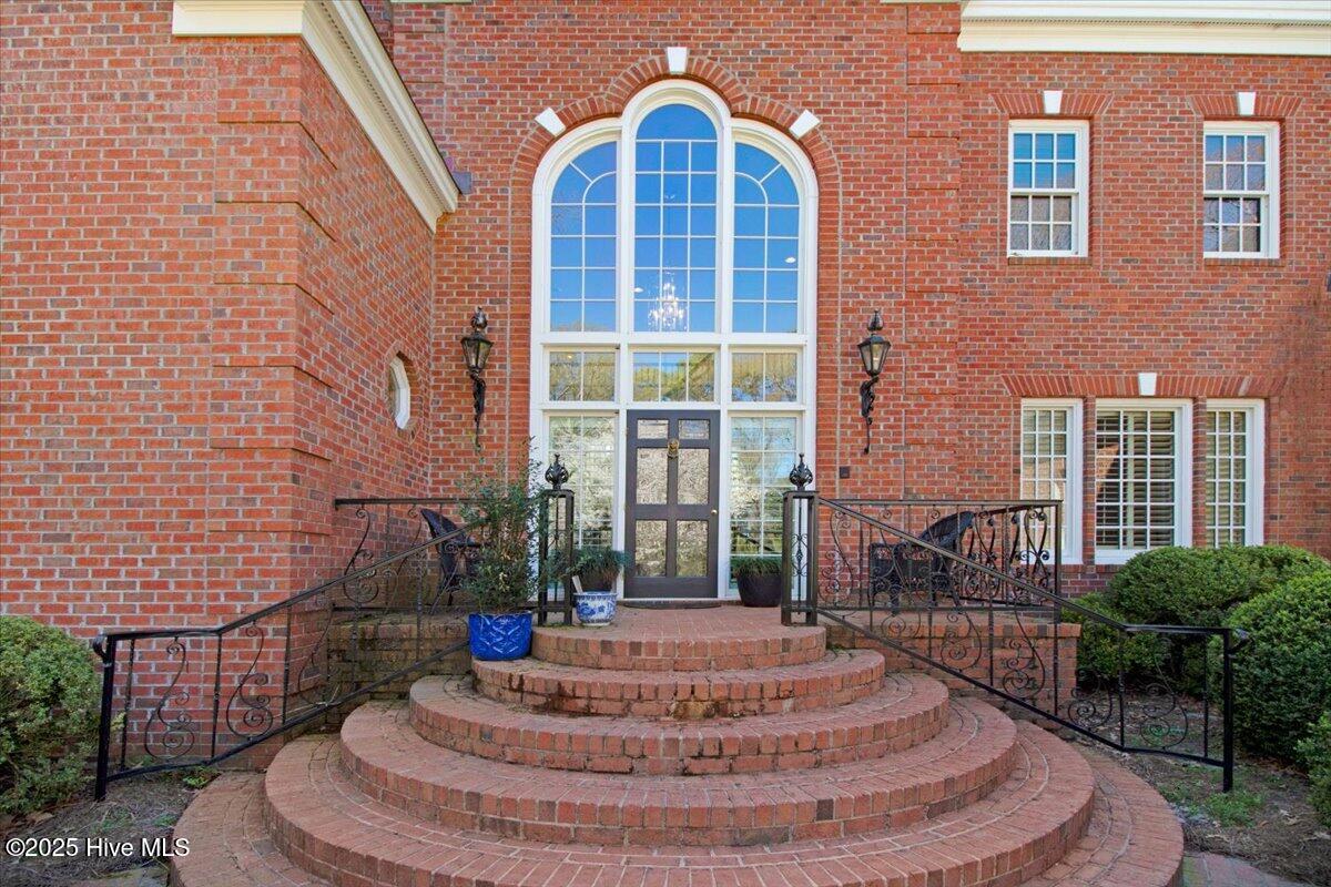 Homes for sale in Goldsboro, NC | 618 Lake Shore Dr, Goldsboro, NC 27534 | MLS# 100505184