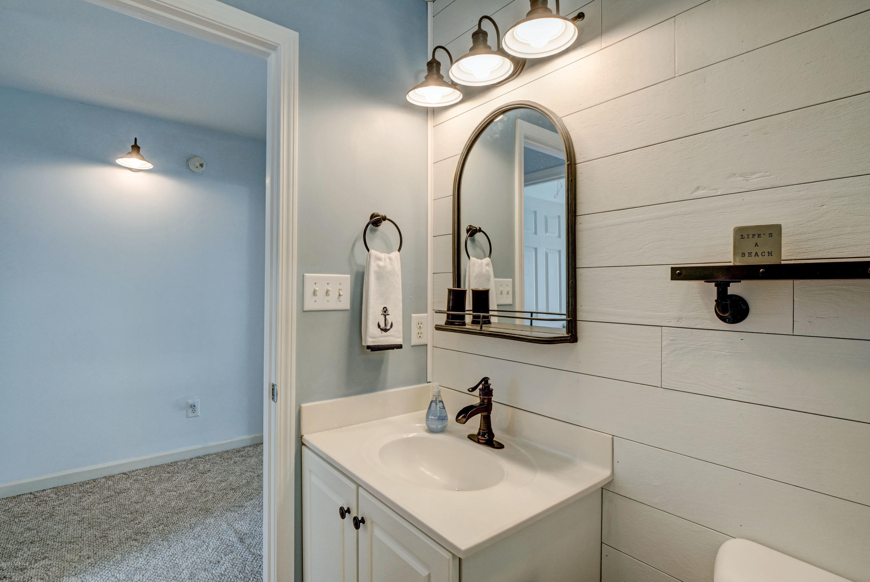 100520980 | Photo 17