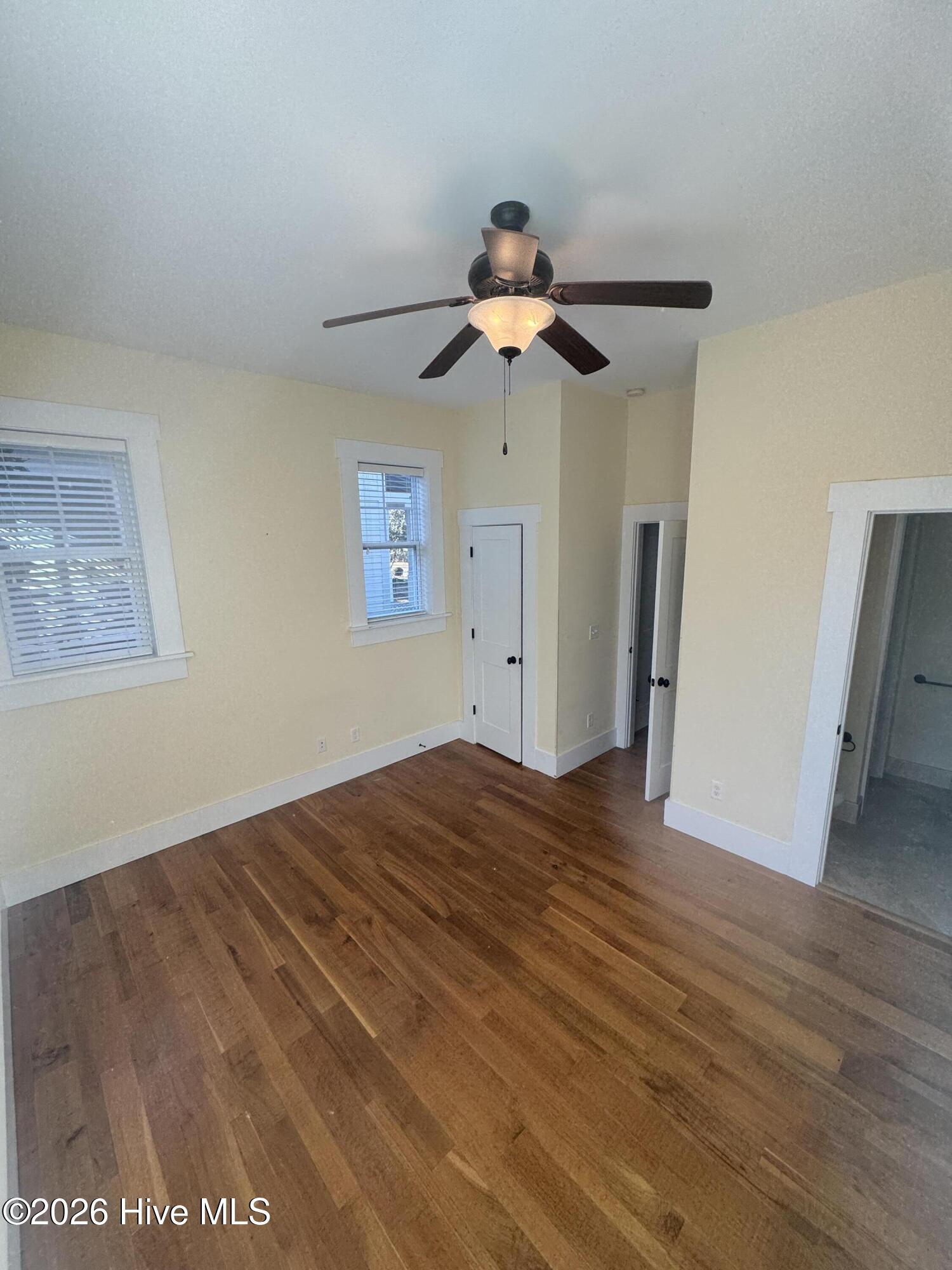 100555381 | Photo 13