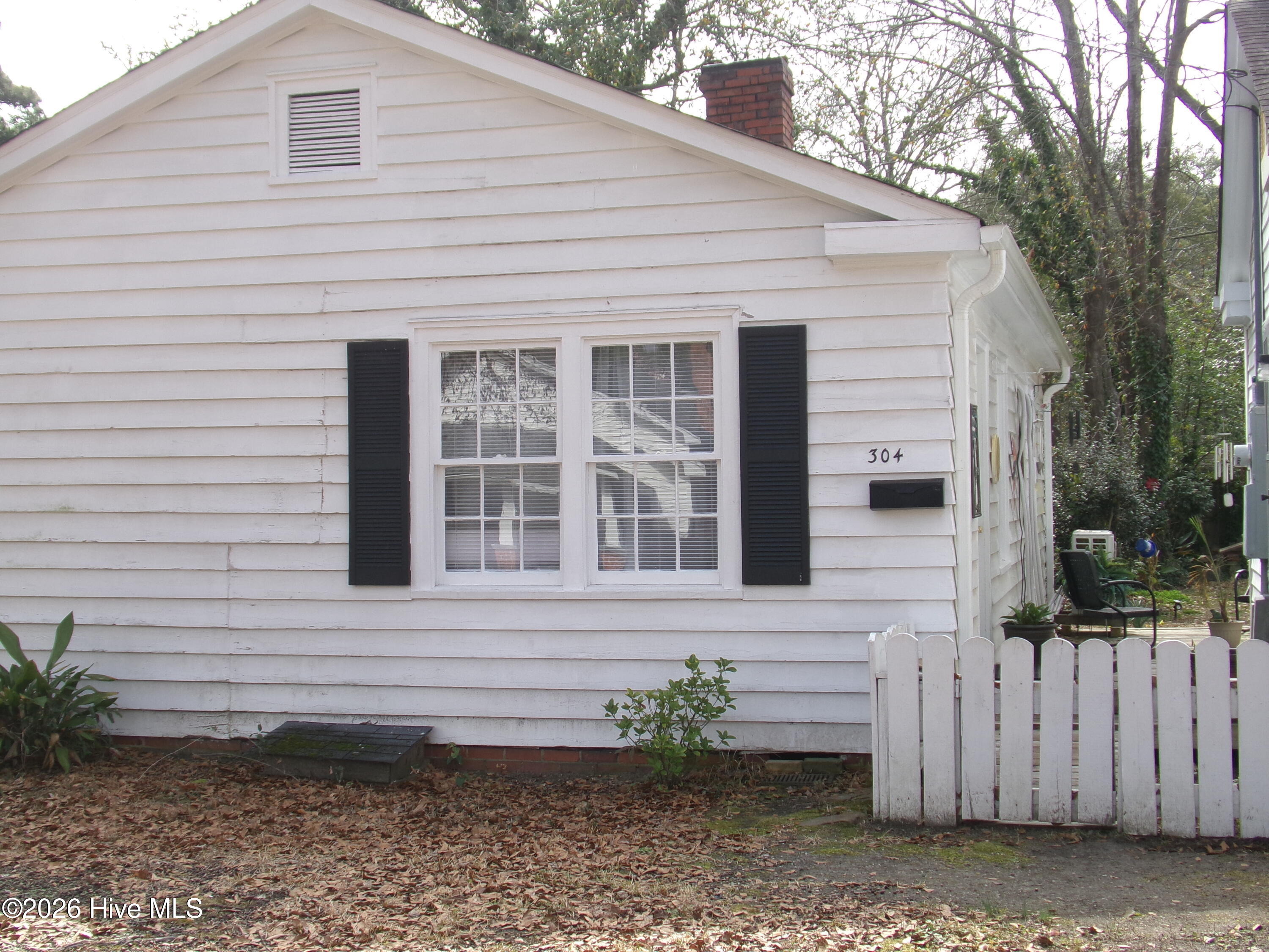 100557712 | Photo 15