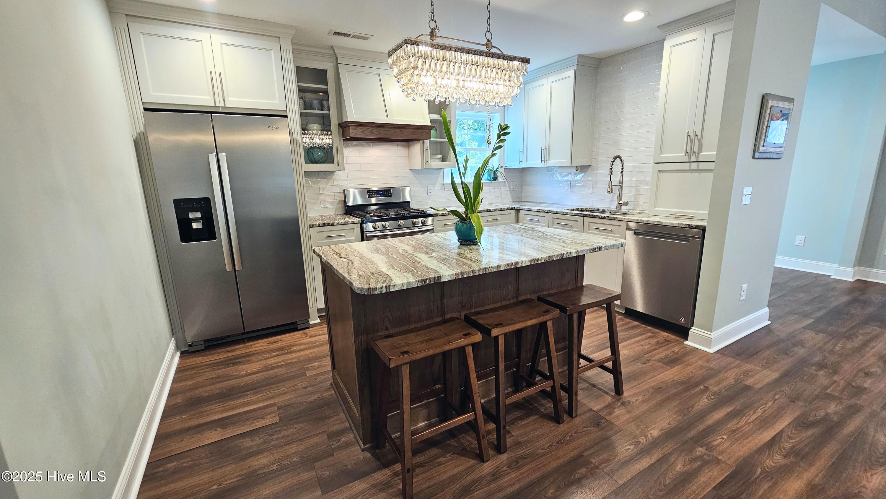 1955 Camelot Drive SW, Ocean Isle Beach, NC 28469 – photo 12: 008