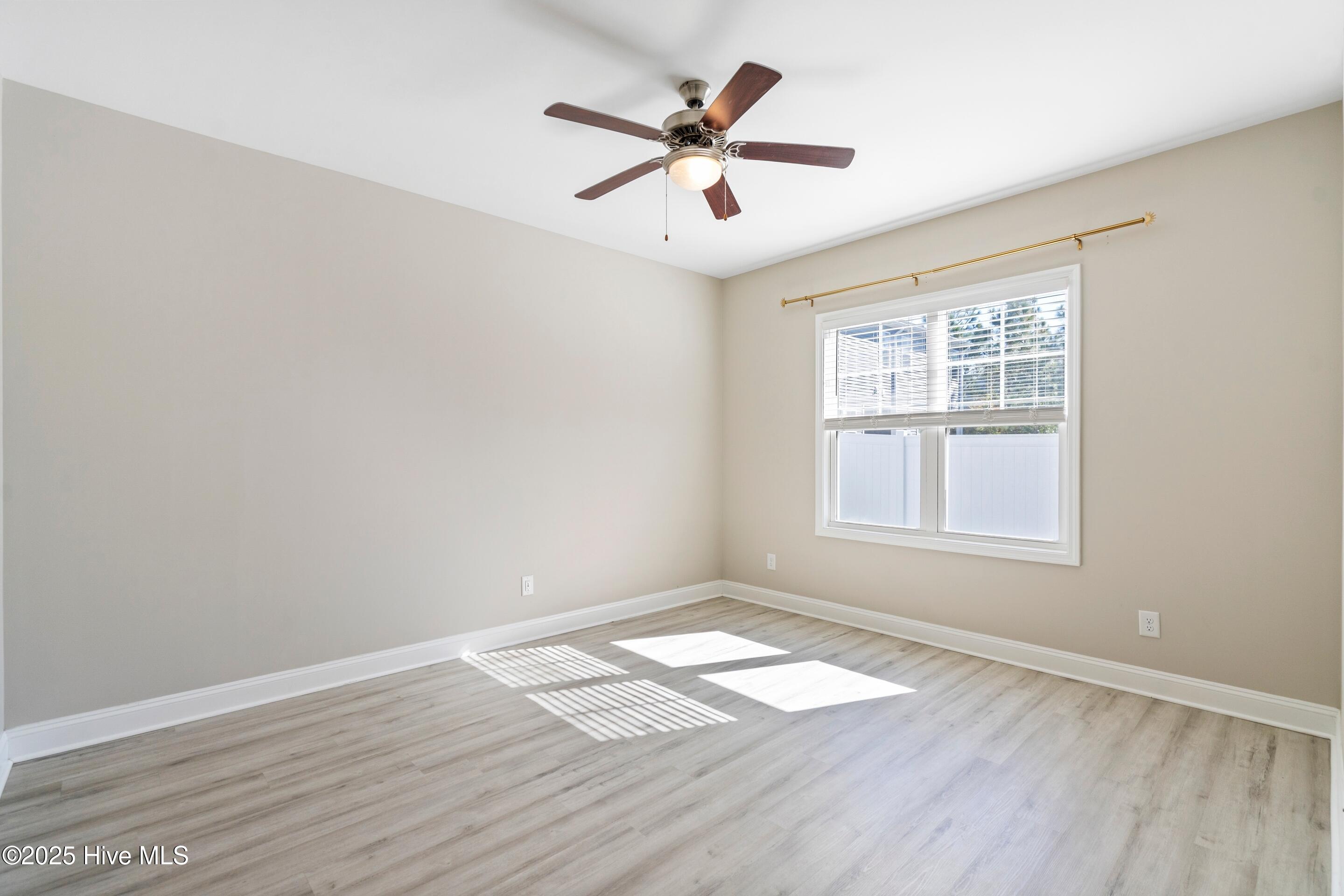 100538952 | Photo 19