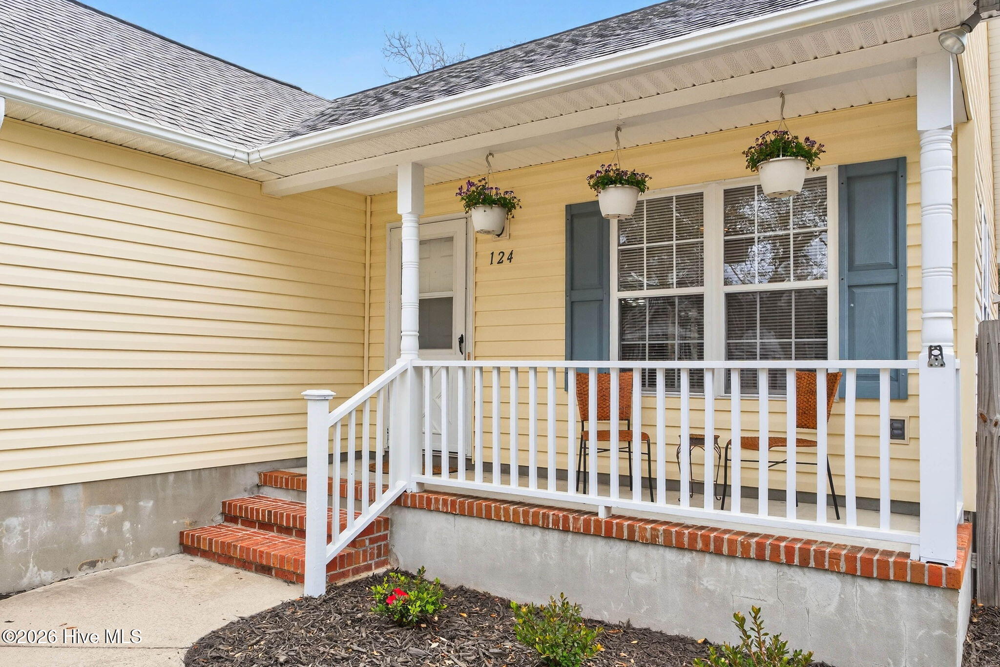 100562767 | Photo 37