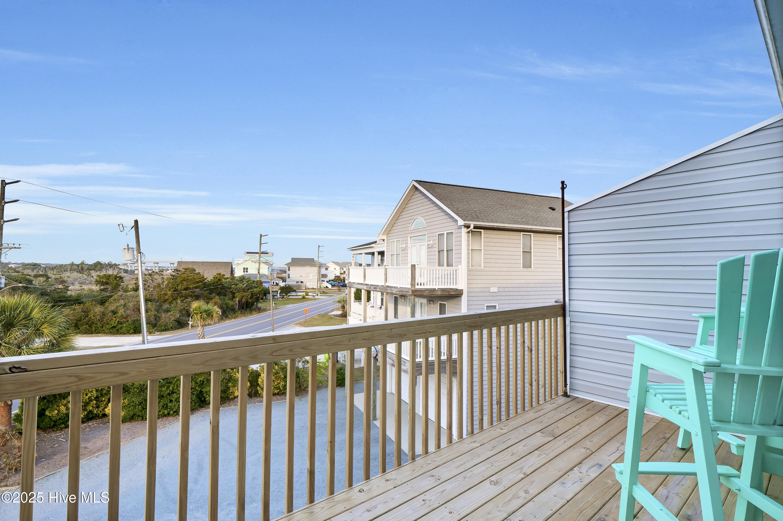 100548248 | Photo 23