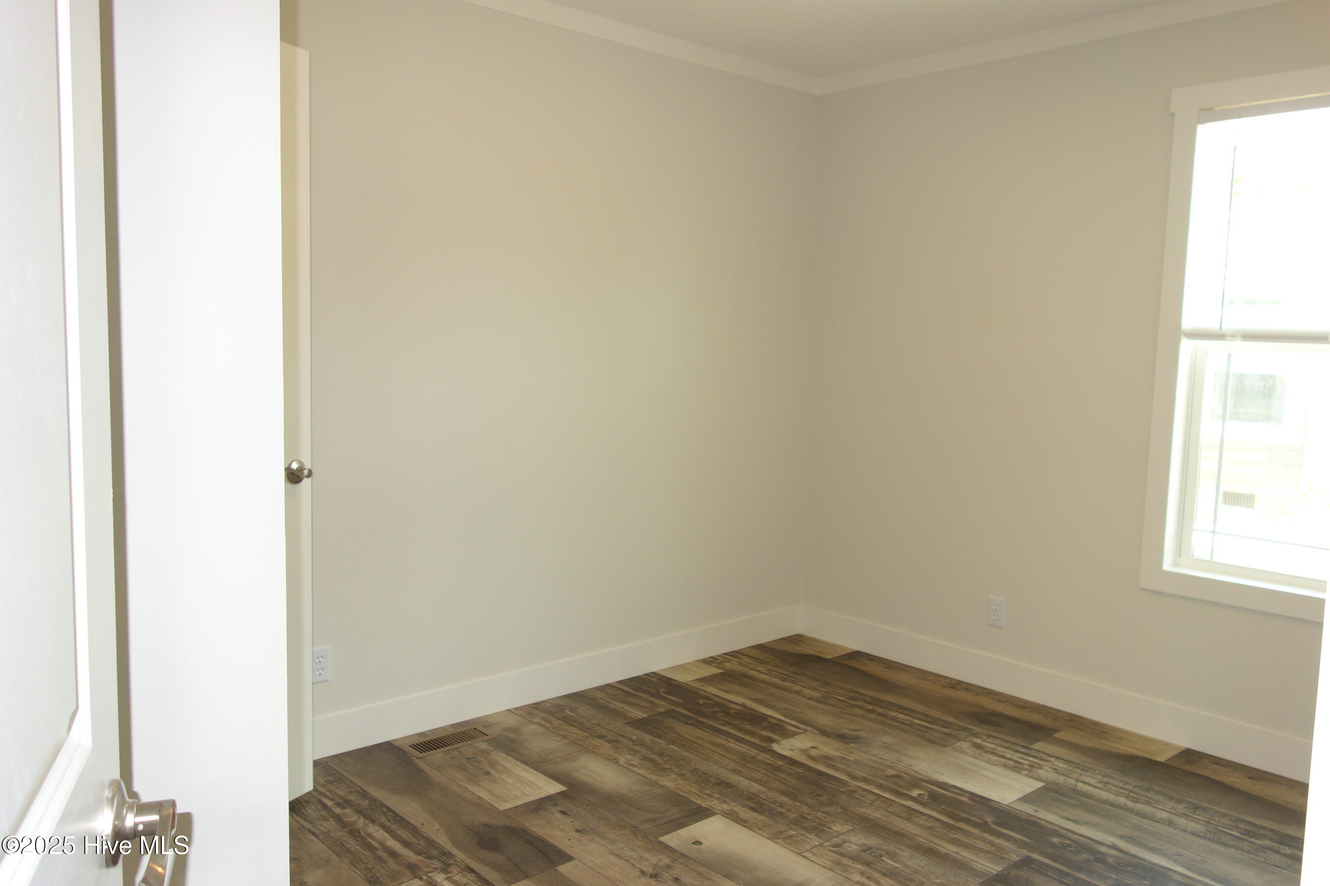 100514652 | Photo 20