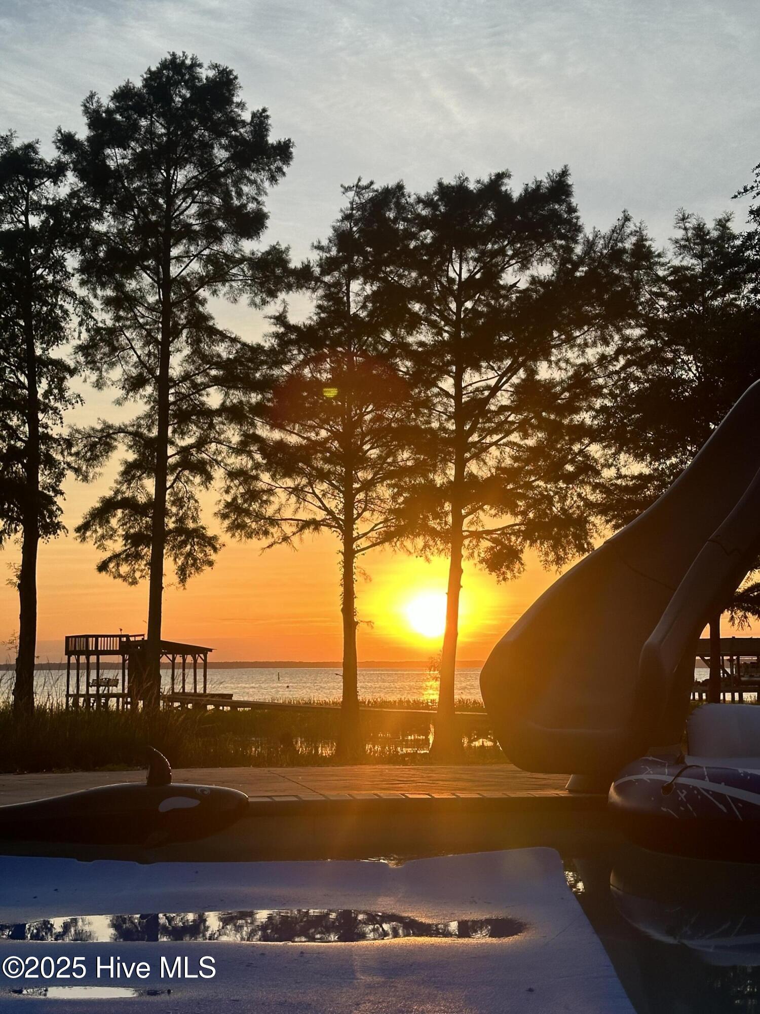 100514130 | Photo 145