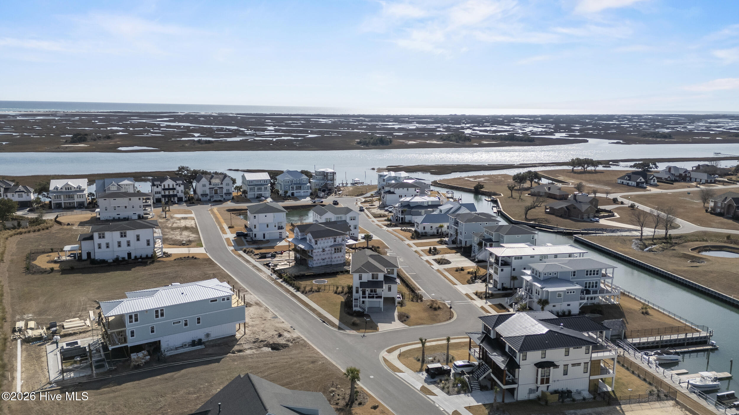 100551268 | Photo 68