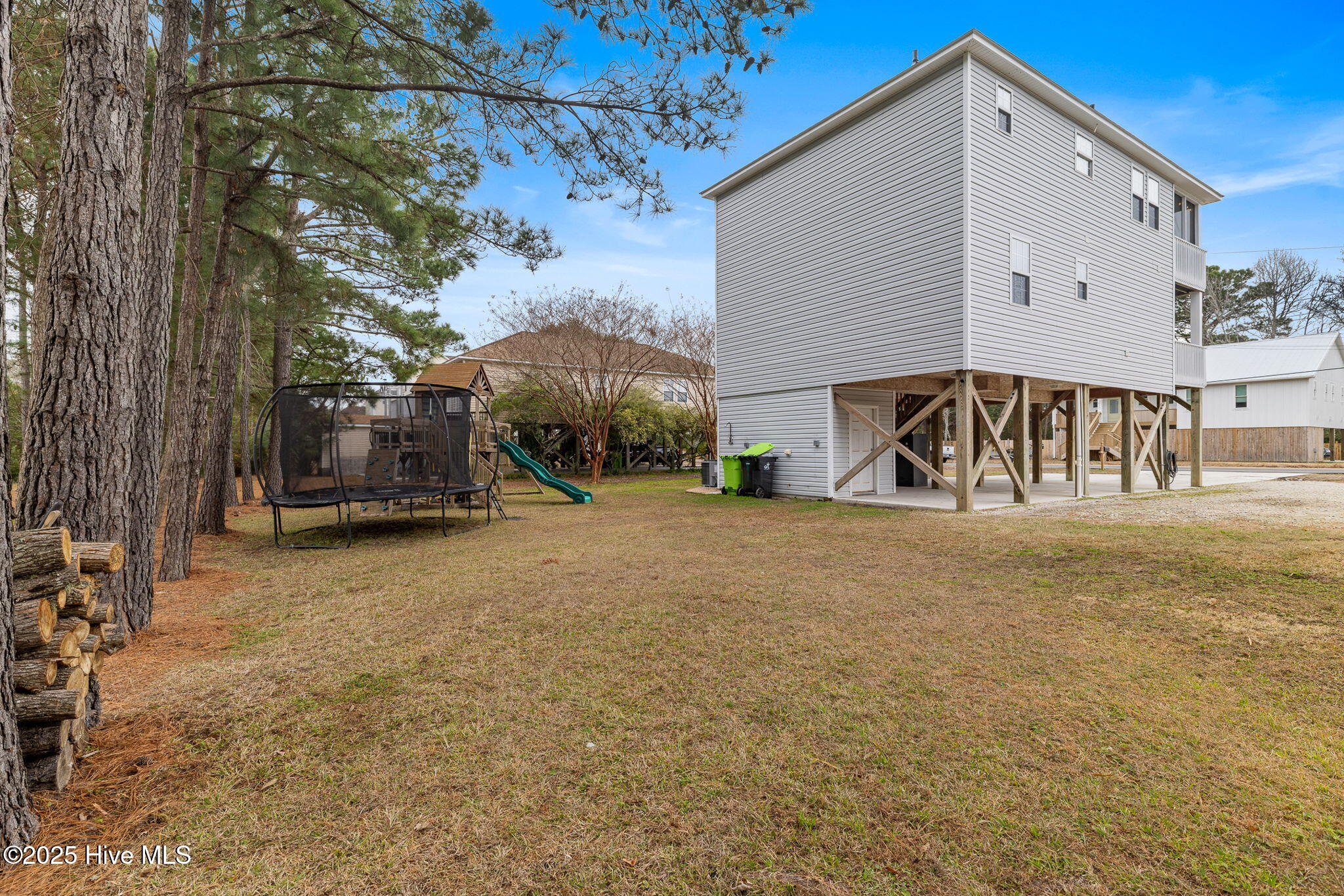 100546580 | Photo 37