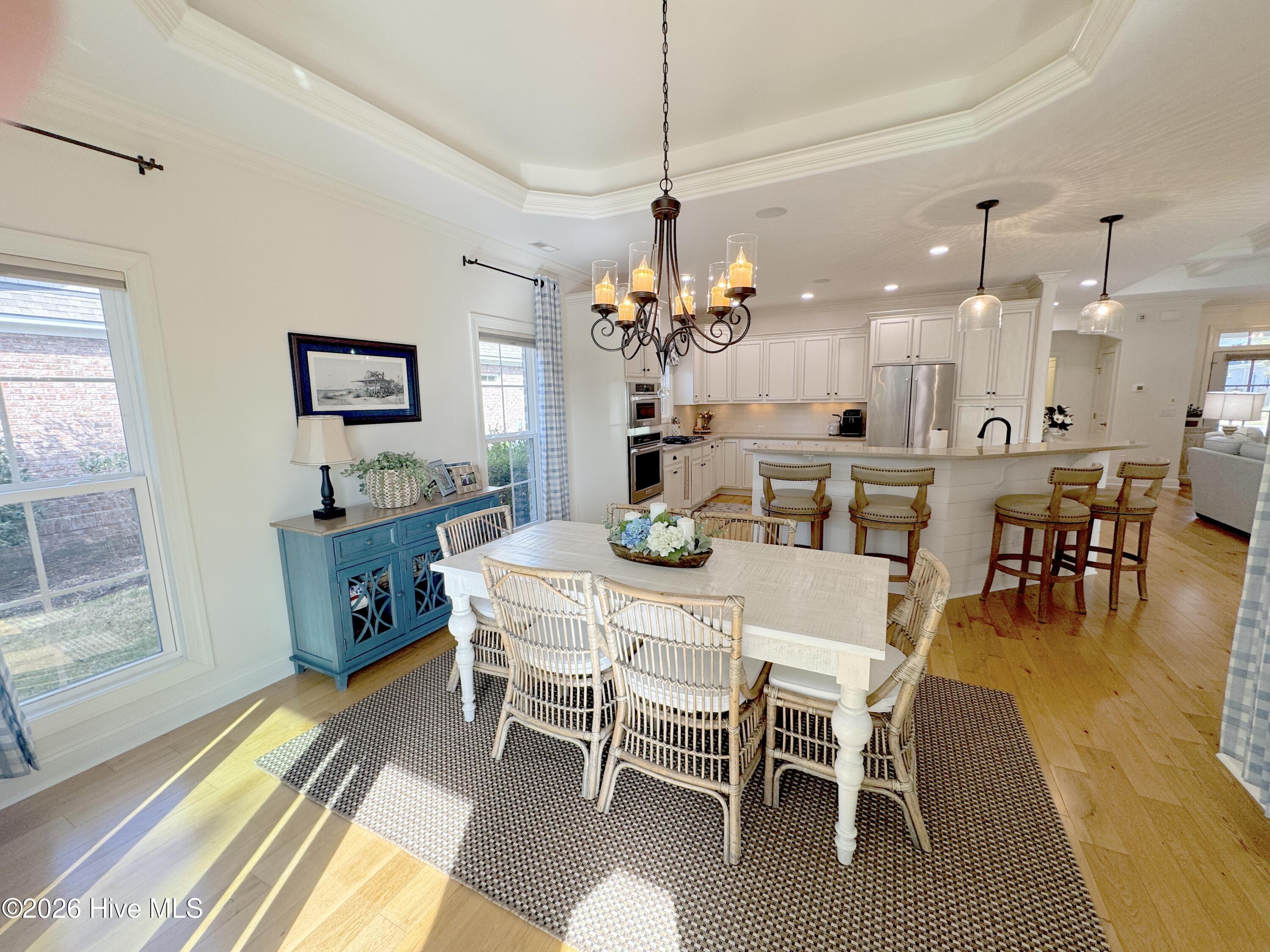 100564015 | Photo 13