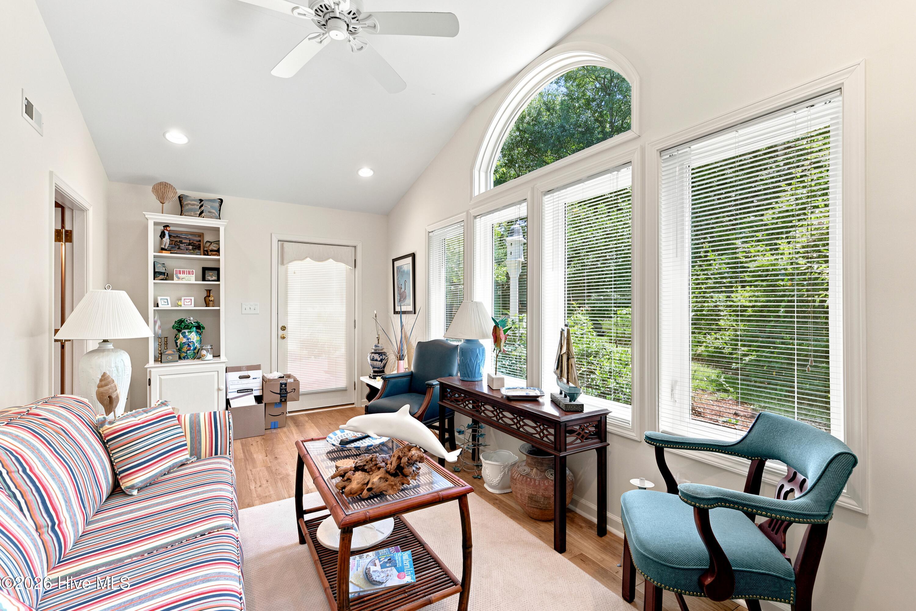 286 Oakleaf Drive,Pine Knoll Shores