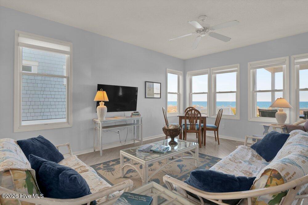 100554516 | Photo 19