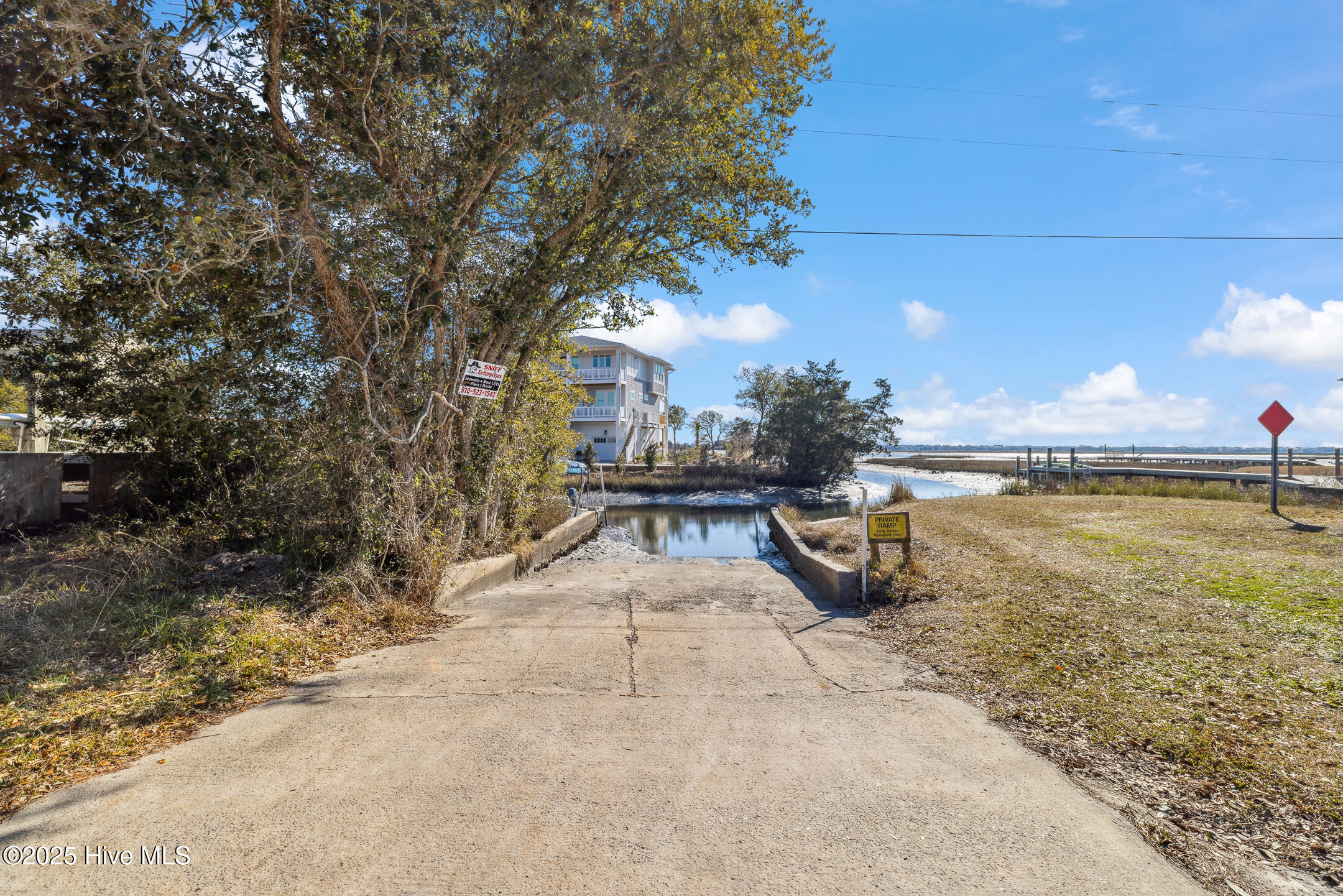 100483189 | Photo 18