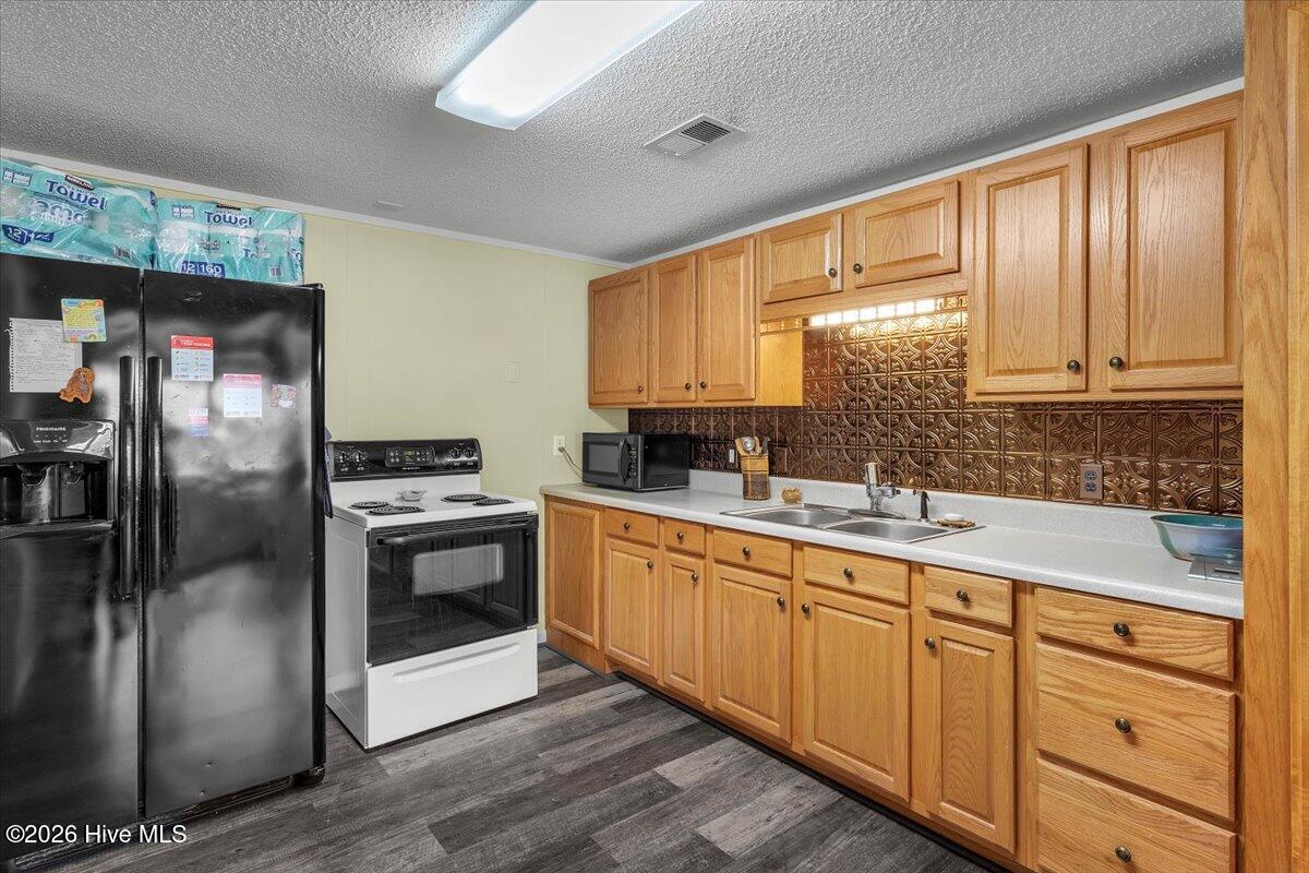 100551922 | Photo 10