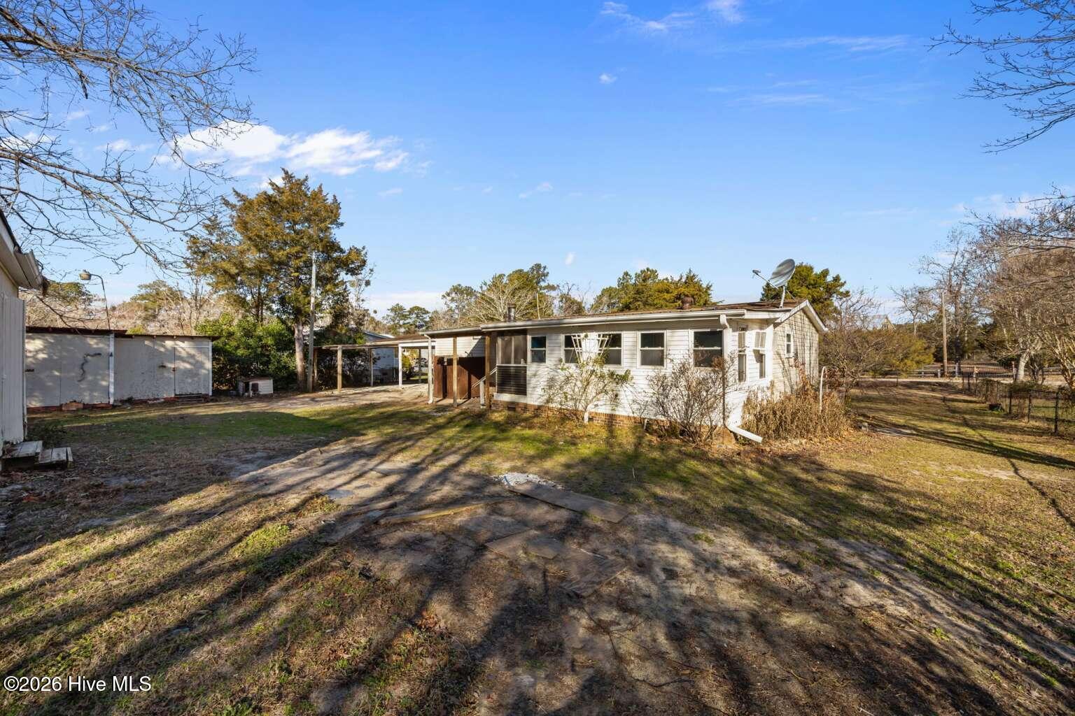 100550167 | Photo 19