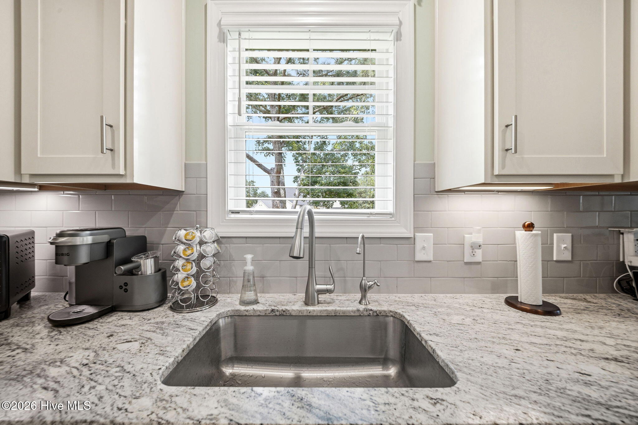 100580761 | Photo 22