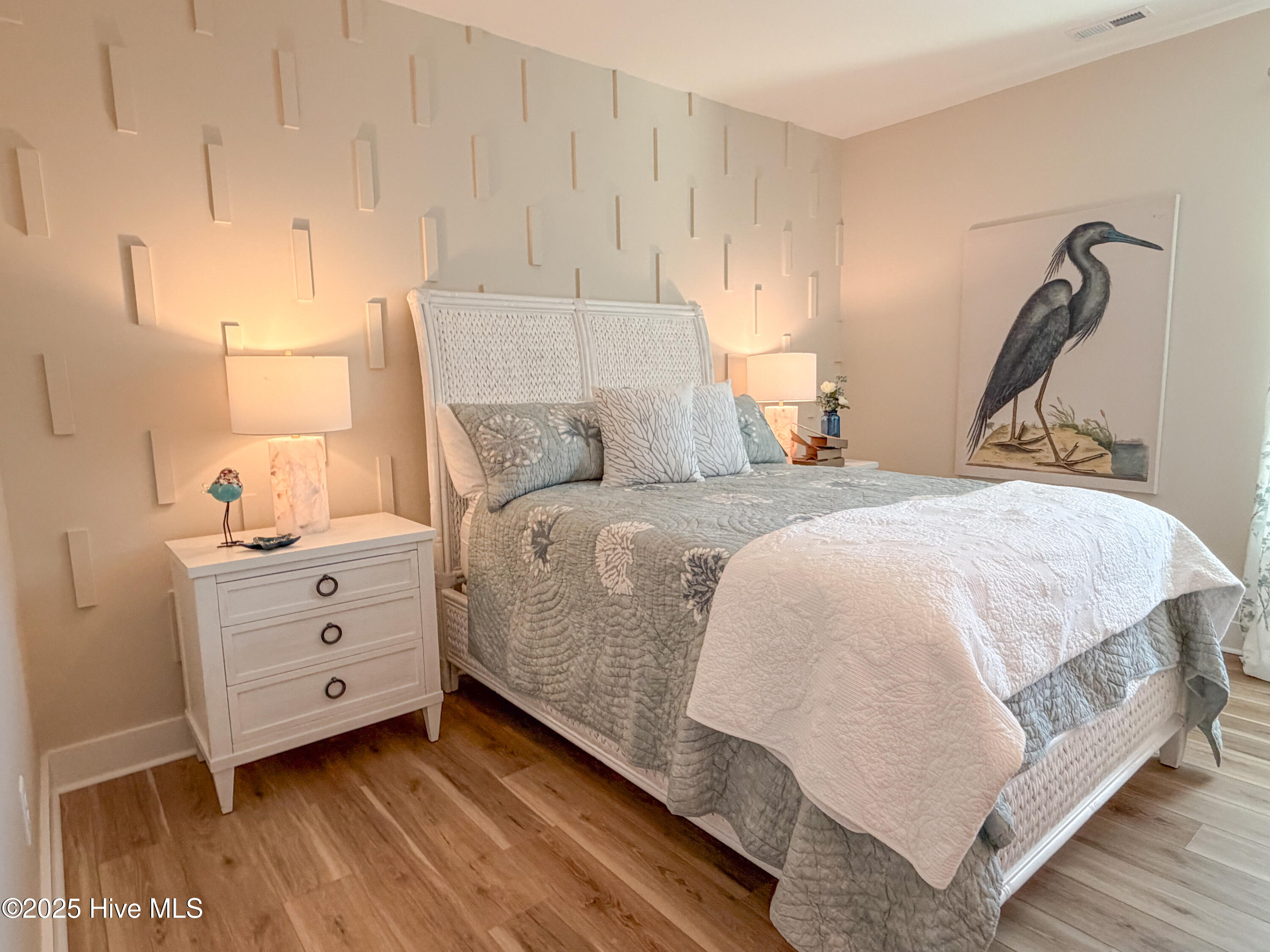 100546436 | Photo 29