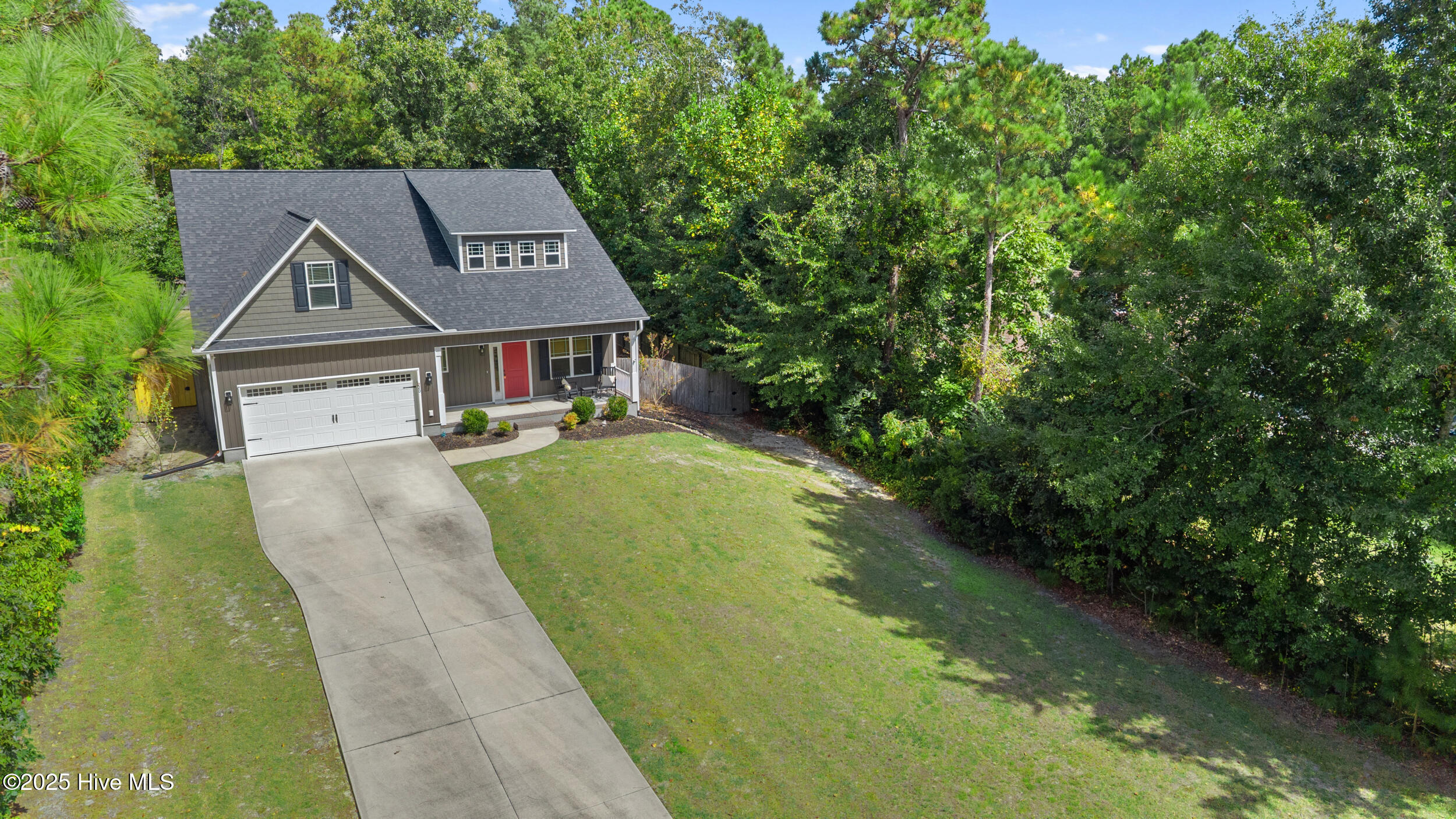 100533307 | Photo 45