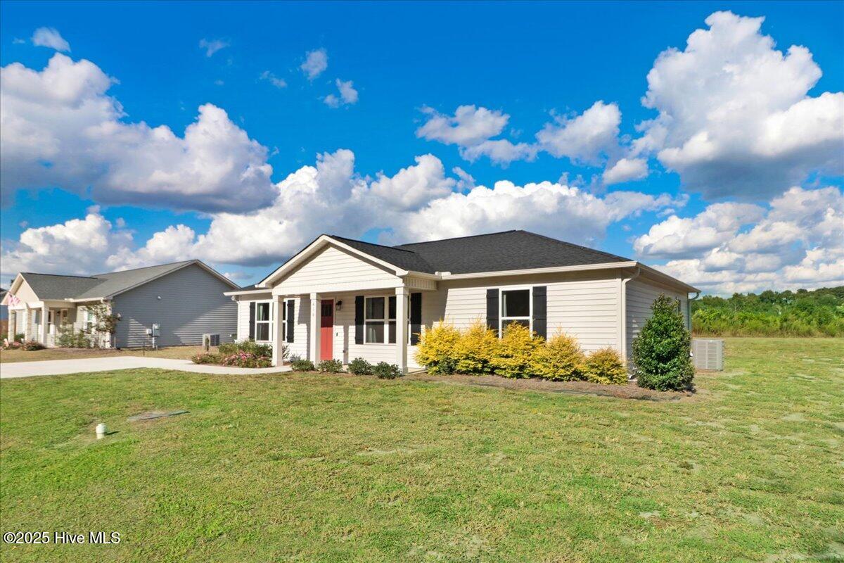 Homes for sale in Warsaw, NC | 416 Wade St, Warsaw, NC 28398 | MLS# 100531701