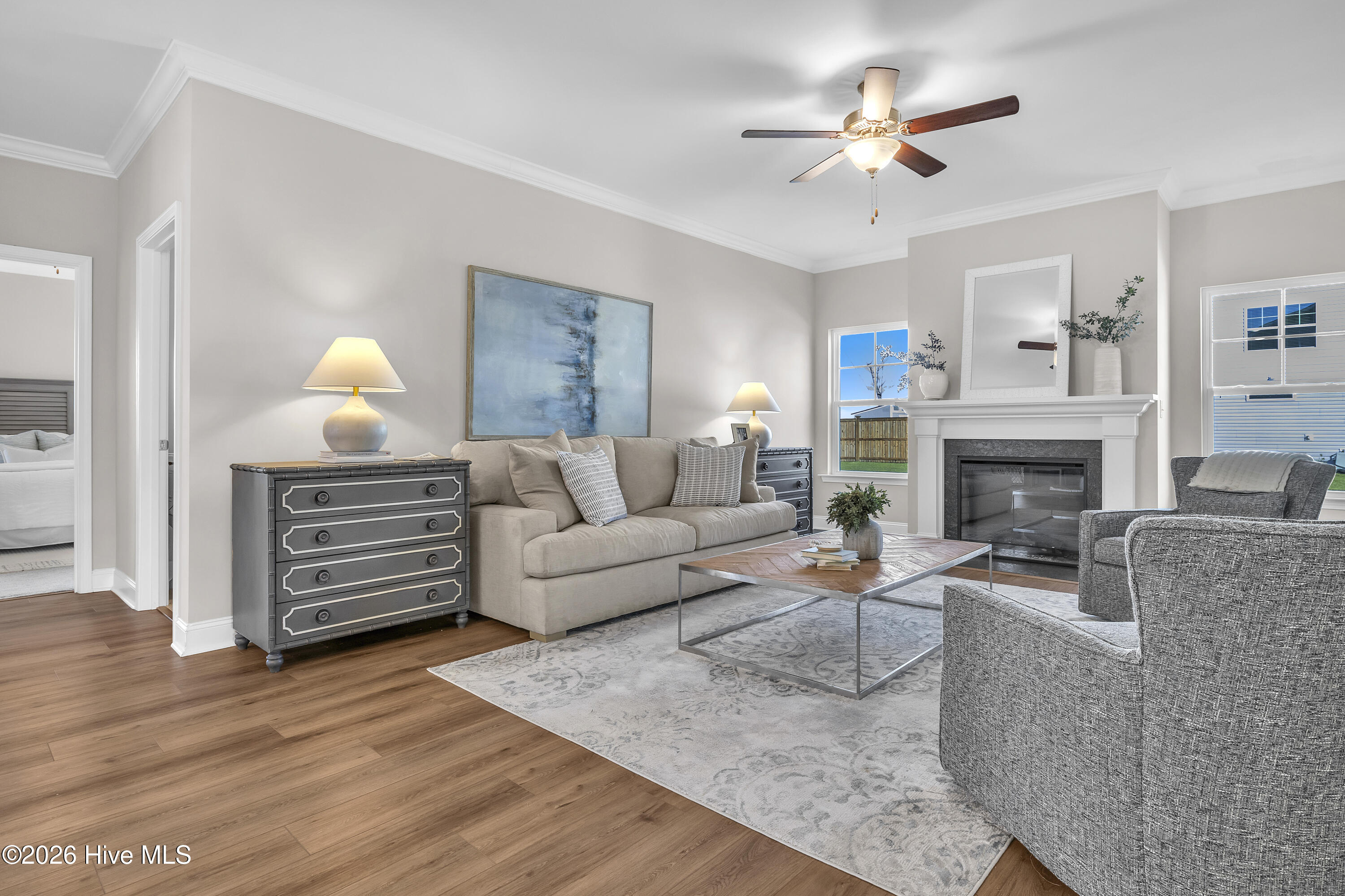 100561005 | Photo 15