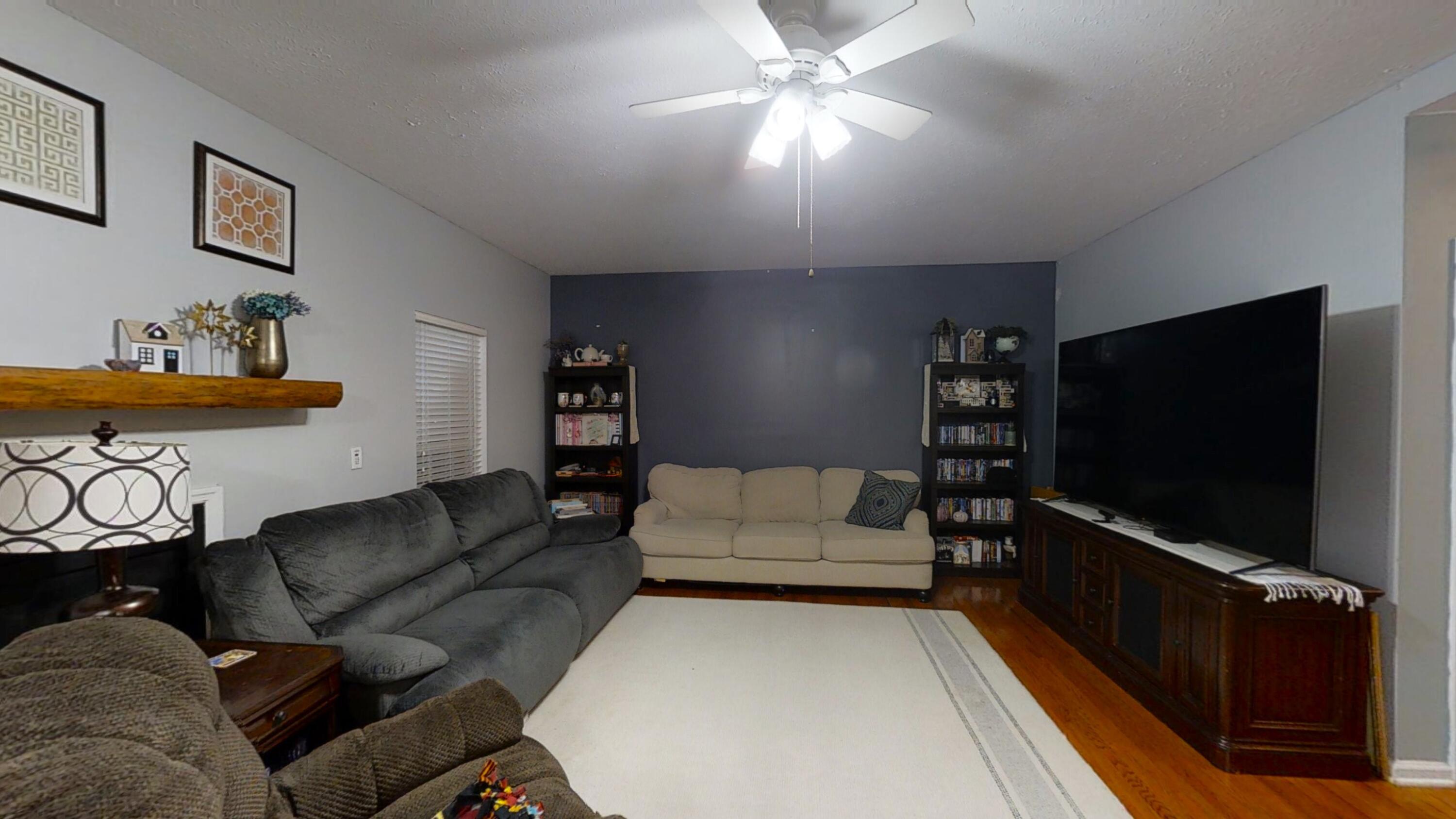 2750-St-Clair-Rd-06152022_082303