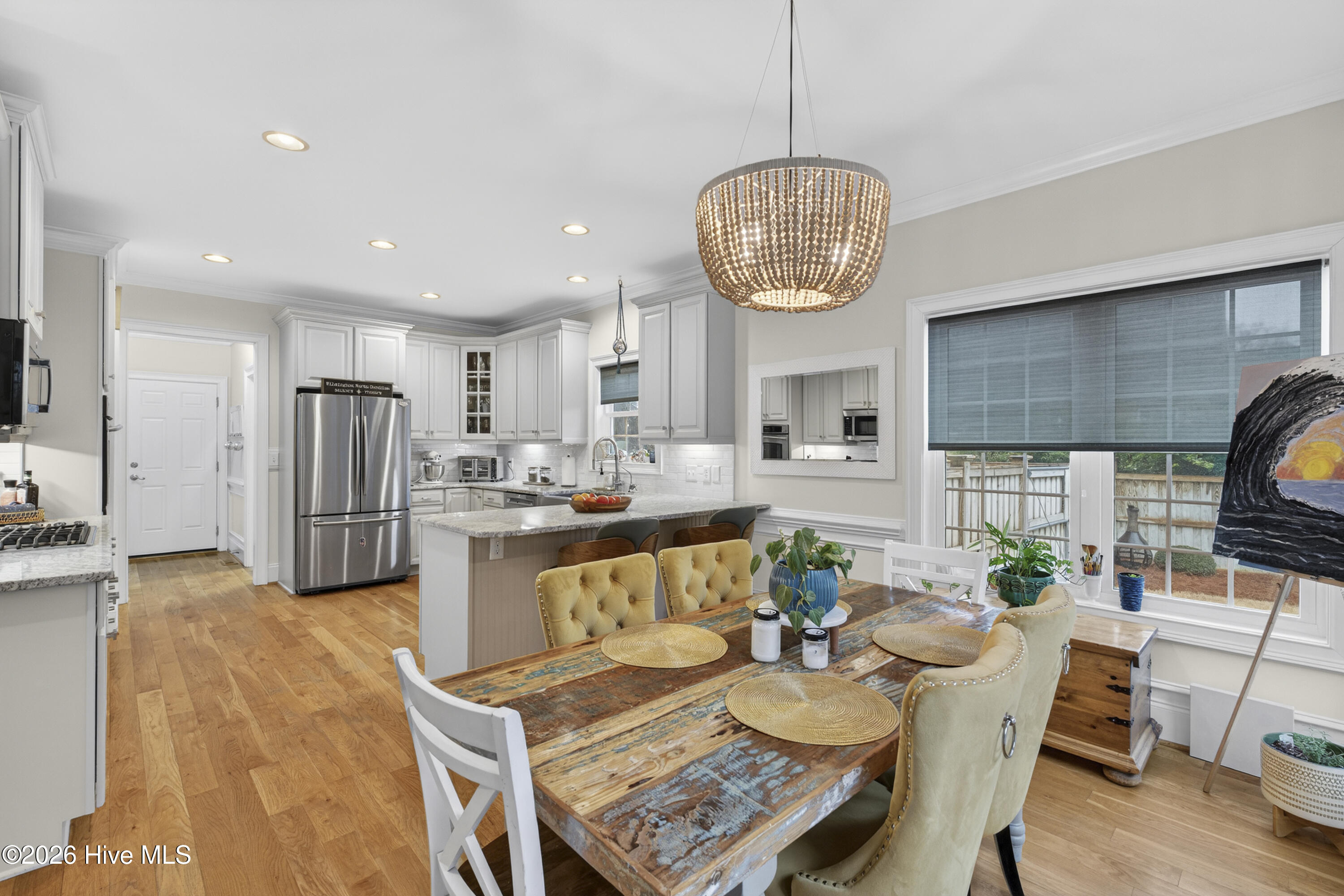 100557887 | Photo 19