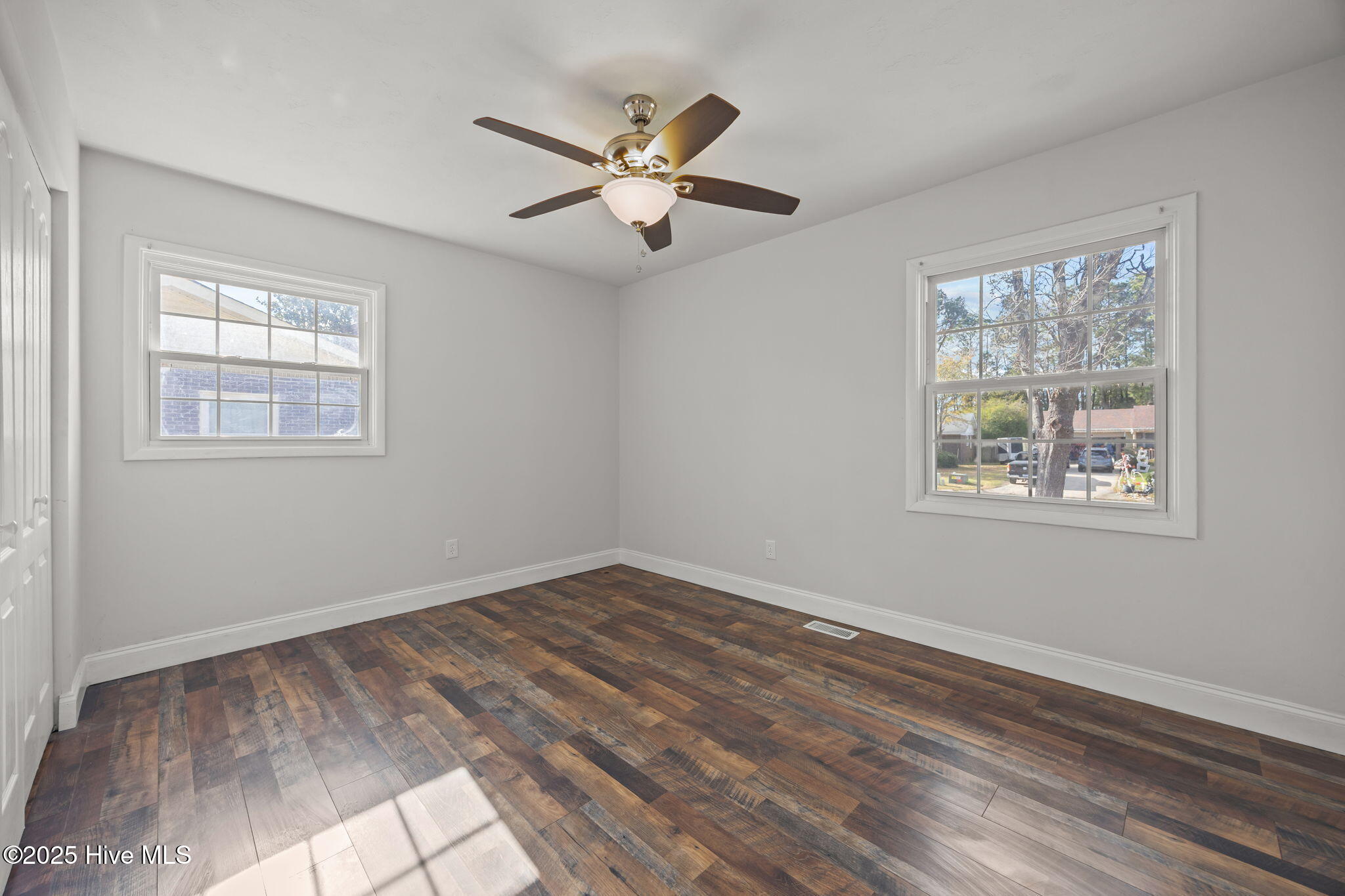 100544874 | Photo 10