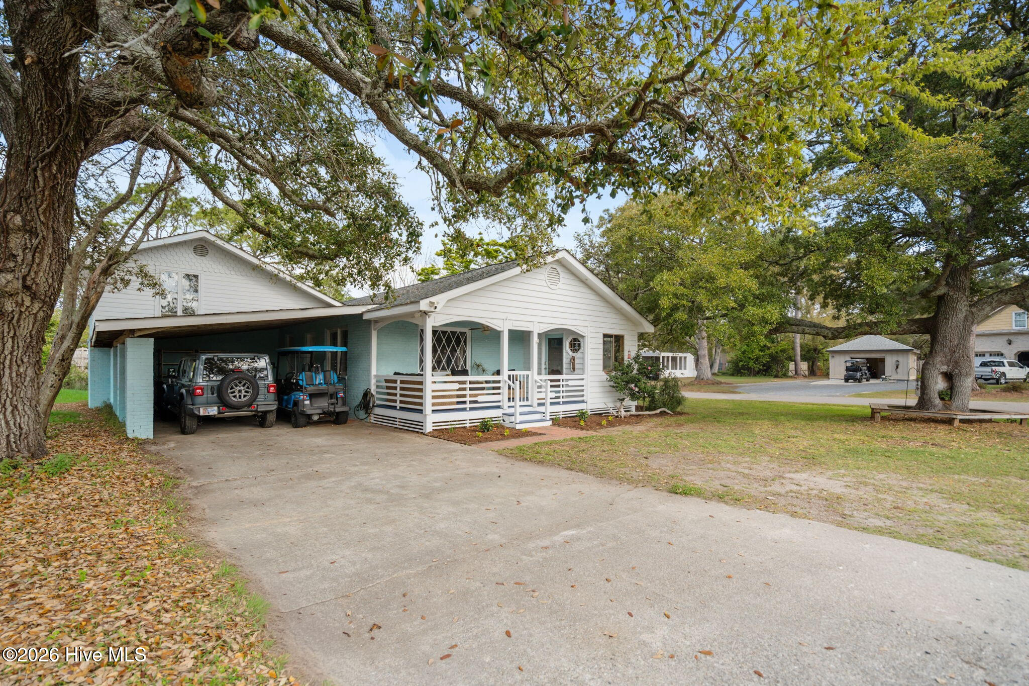 100564624 | Photo 50