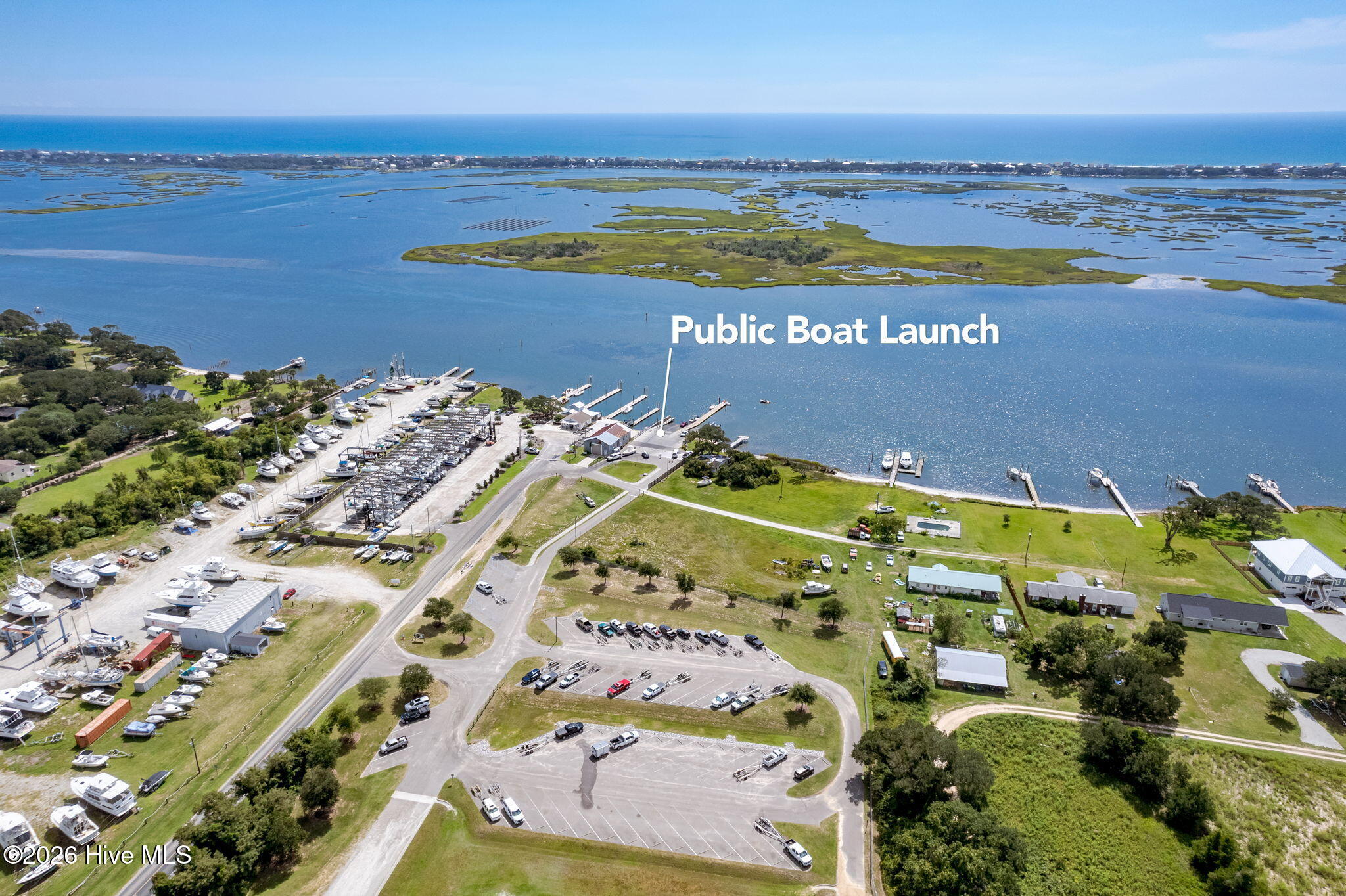 100564713 | Photo 71