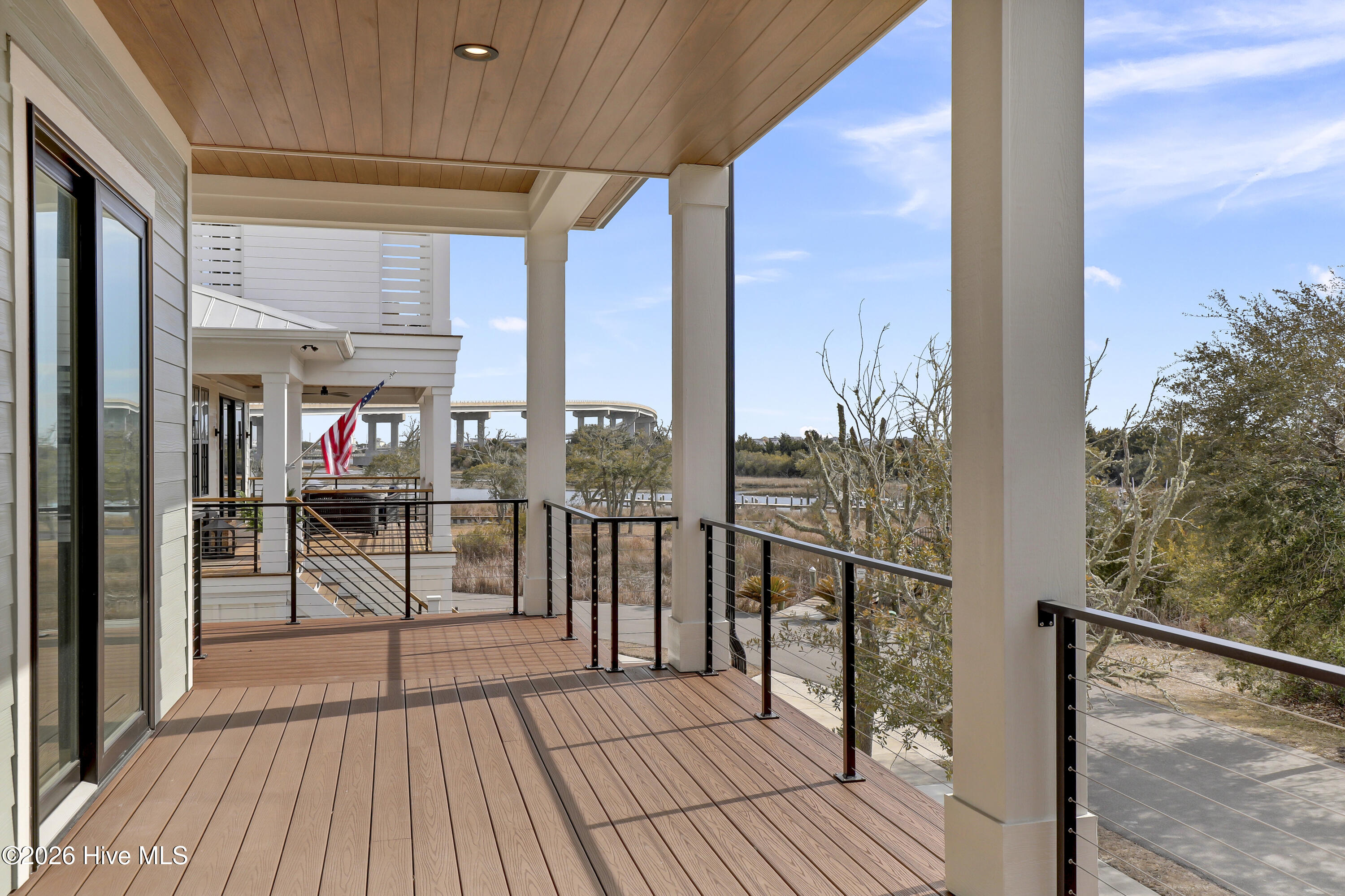 100554929 | Photo 34