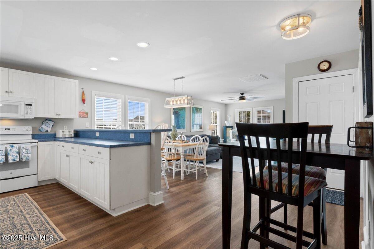 100498548 | Photo 26