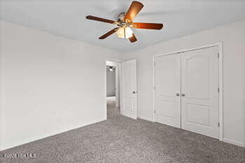 100548839 | Photo 36