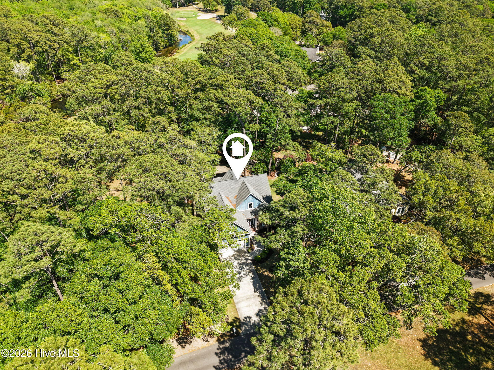 100568987 | Photo 53