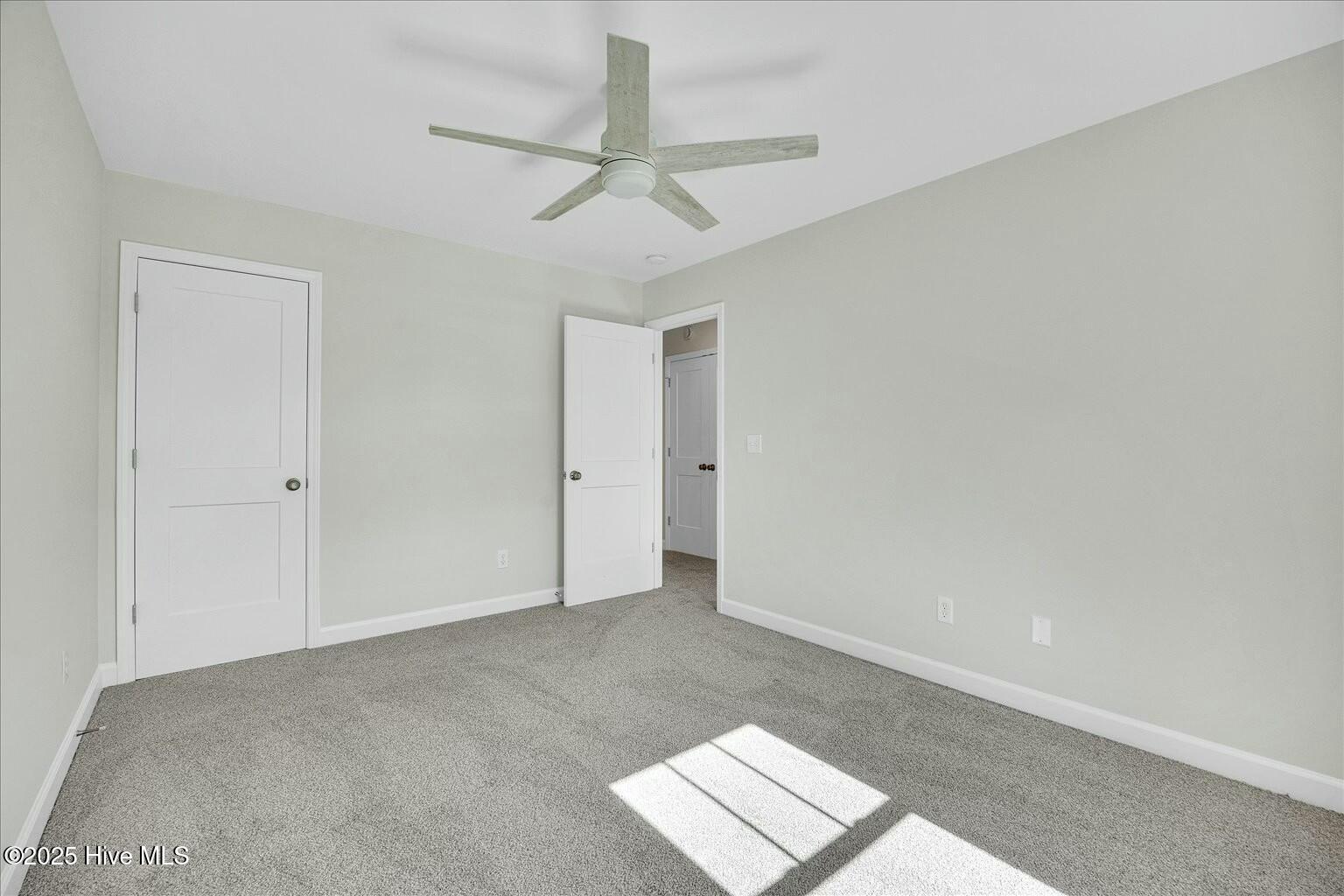 100484264 | Photo 18