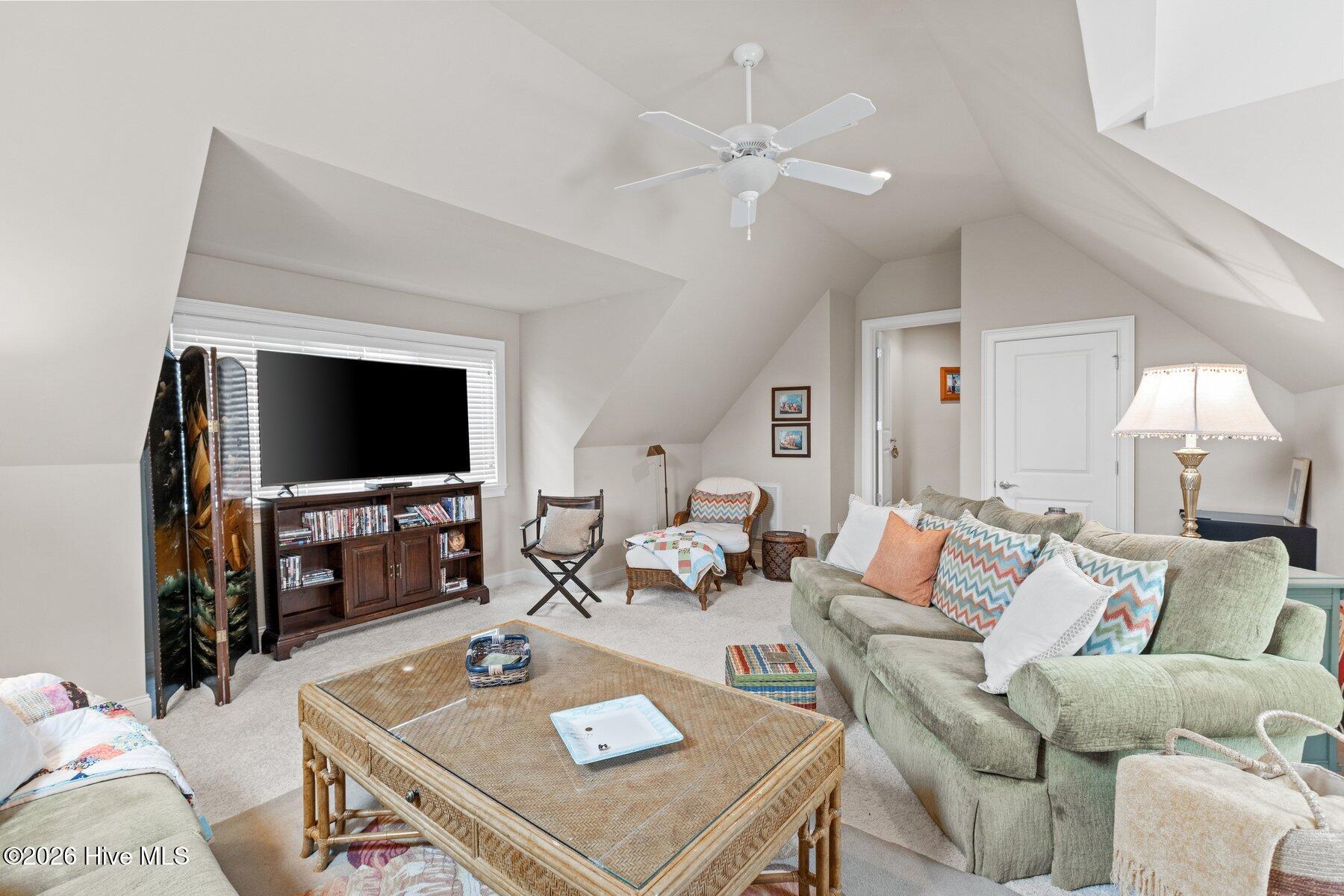 100559574 | Photo 41