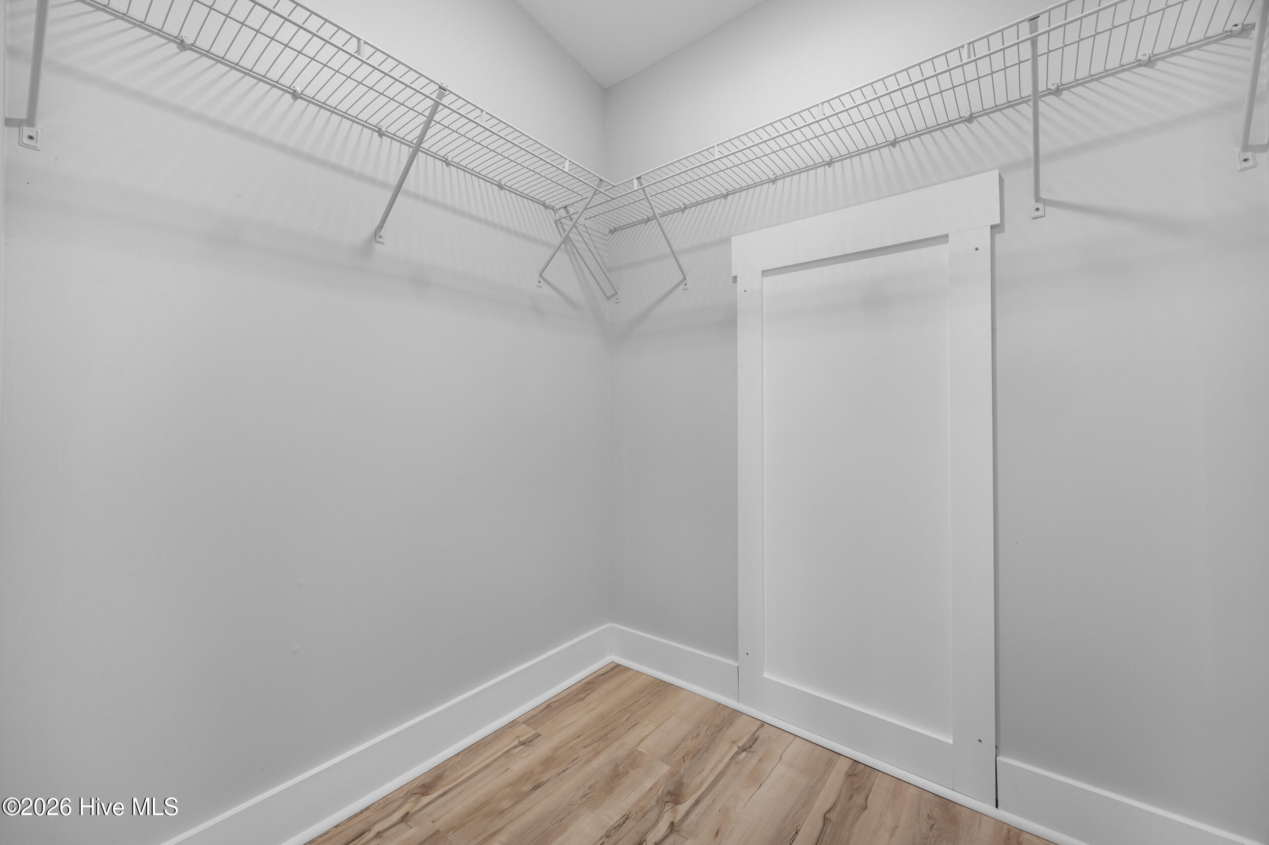 100552776 | Photo 17