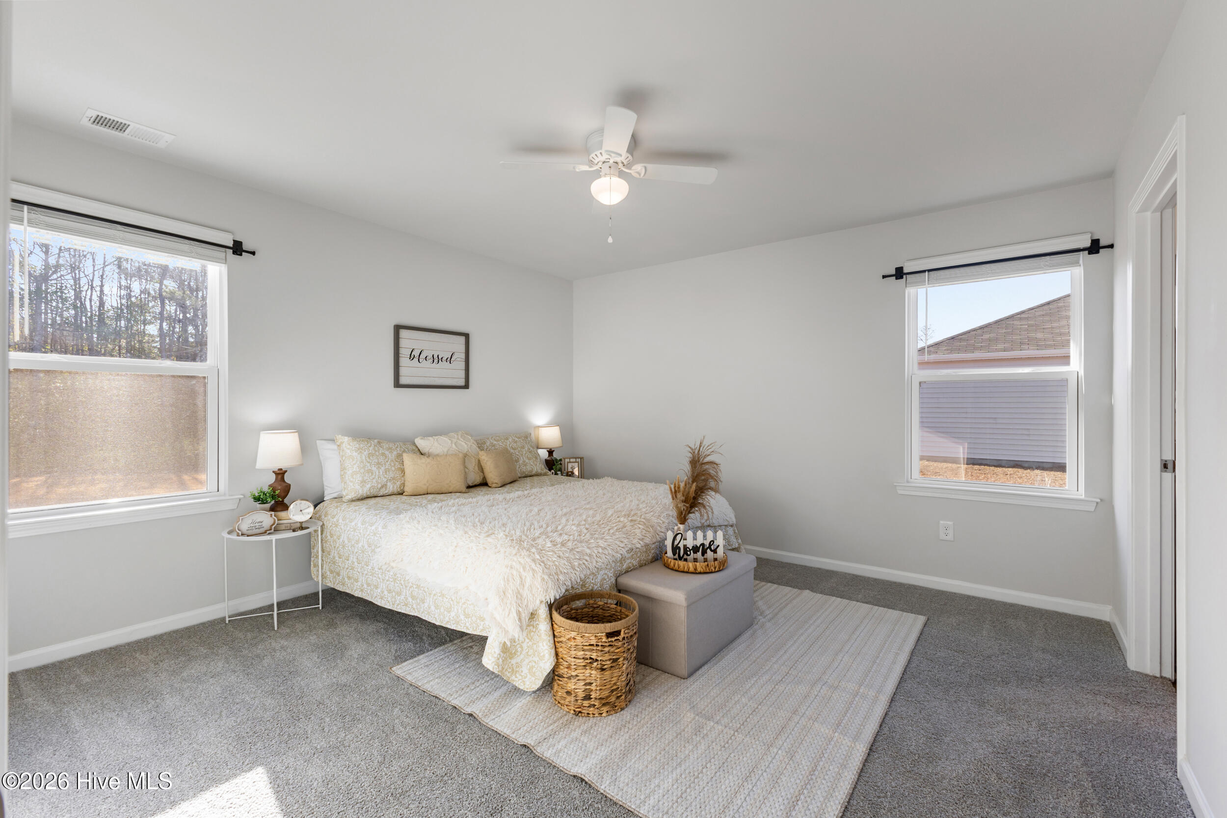 100547878 | Photo 13