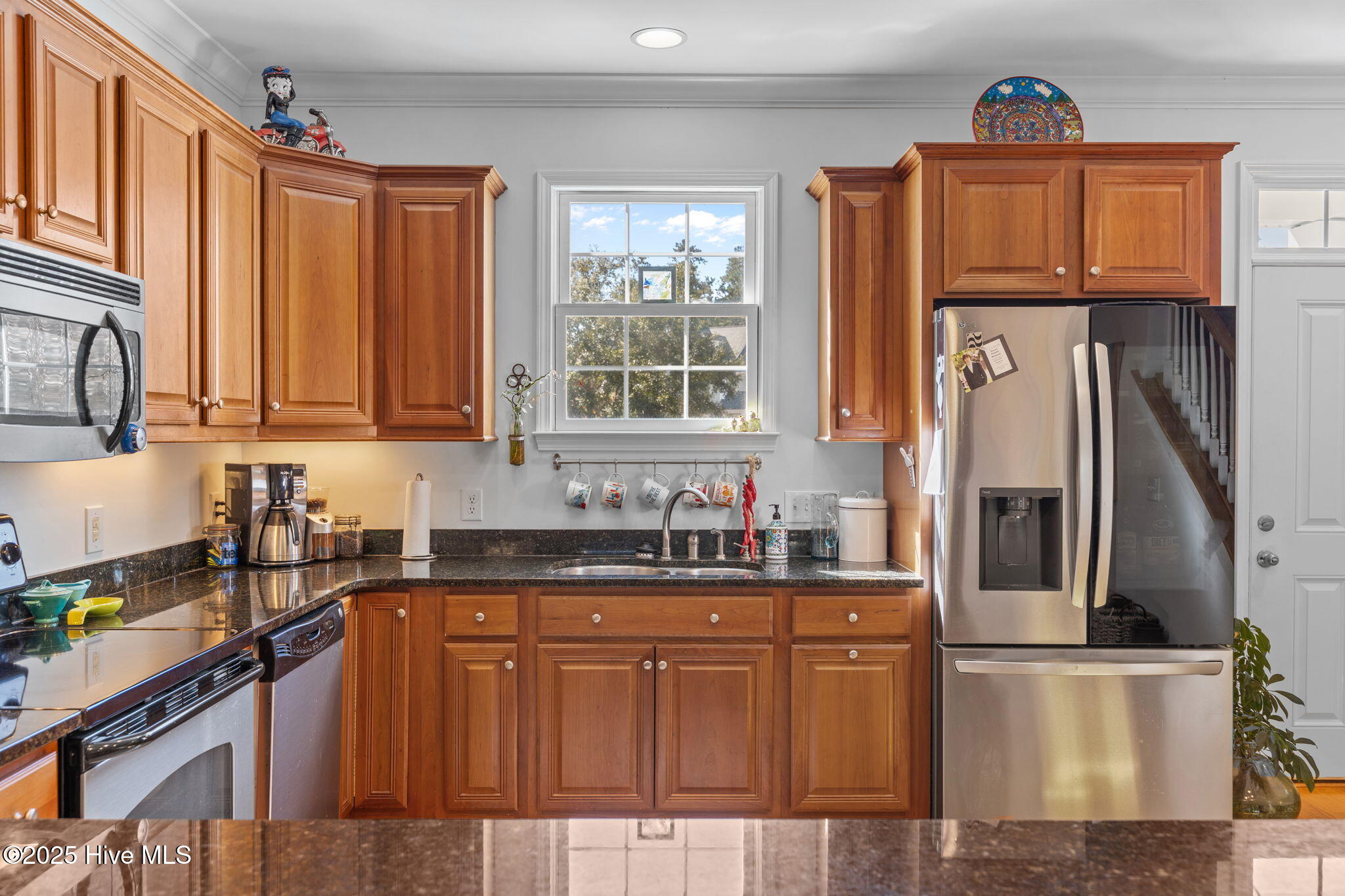 100539989 | Photo 11