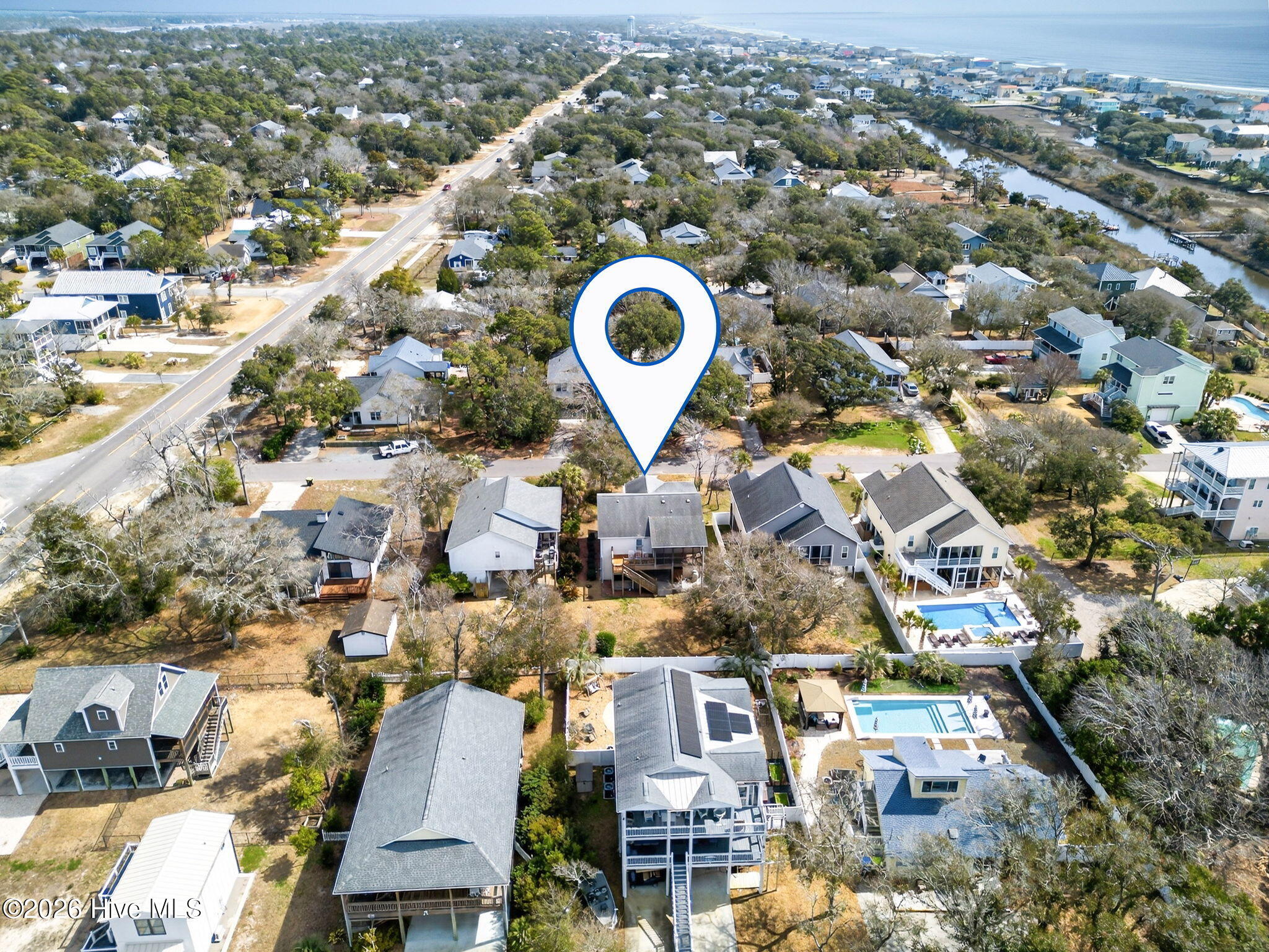 100558532 | Photo 53