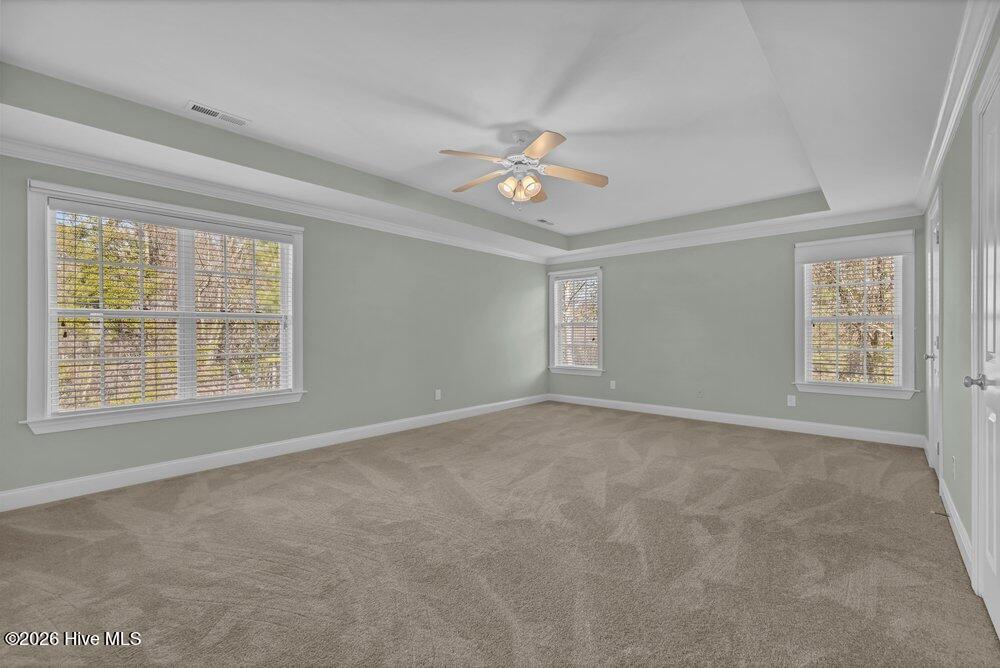 100552840 | Photo 11